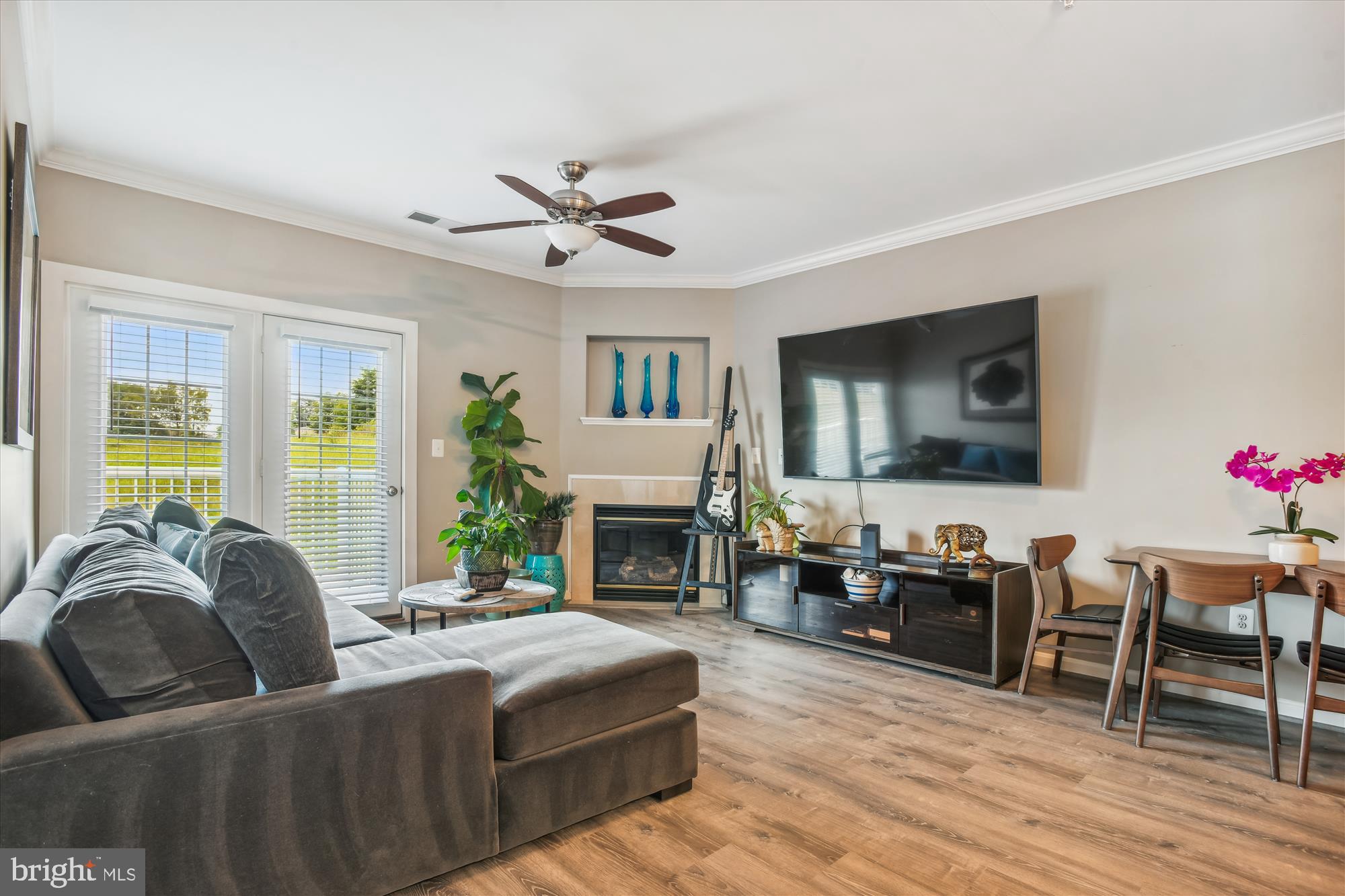 HOMELAND - Residential