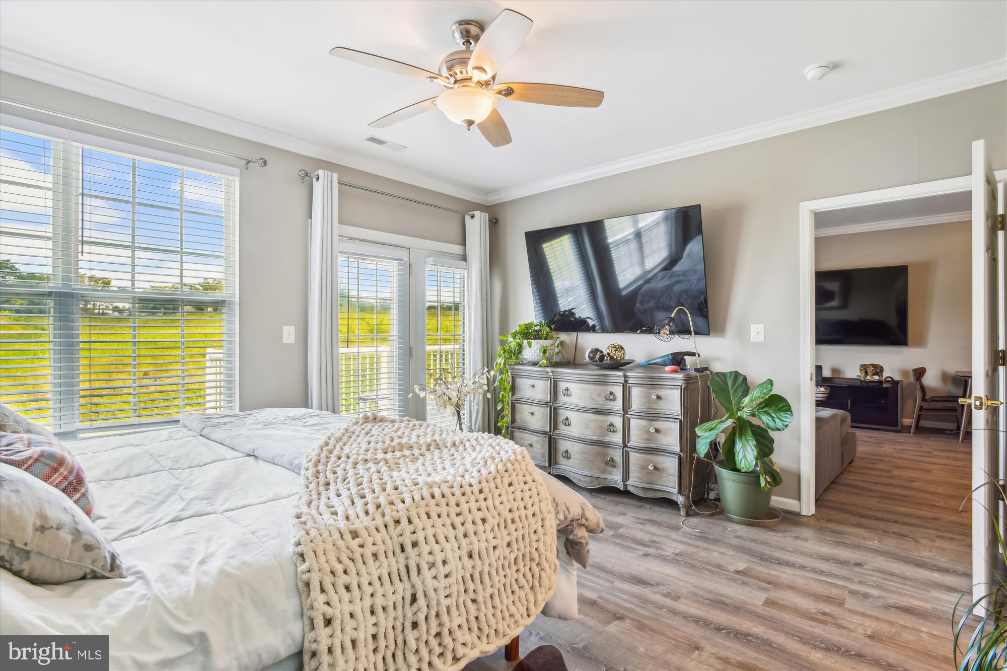 HOMELAND - Residential