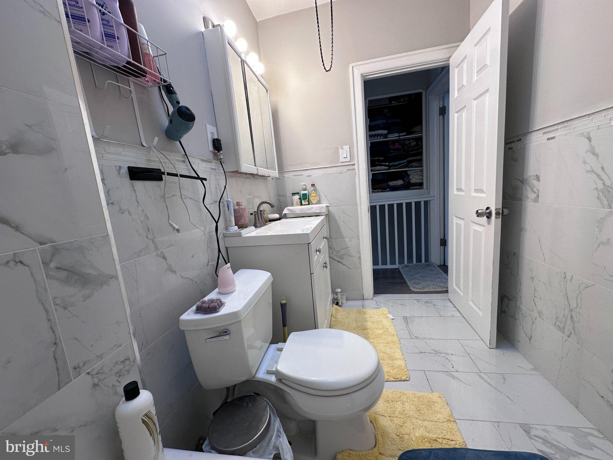 PHILADELPHIA - Residential