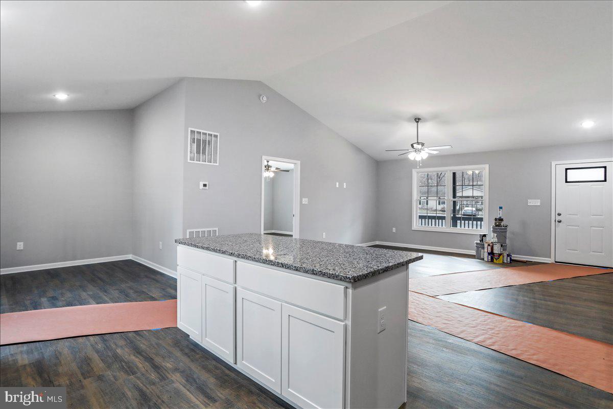 SHEN FARMS RIVERVIEW - Residential