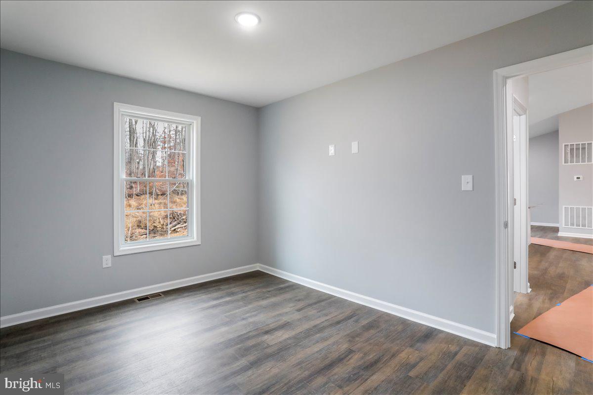 SHEN FARMS RIVERVIEW - Residential