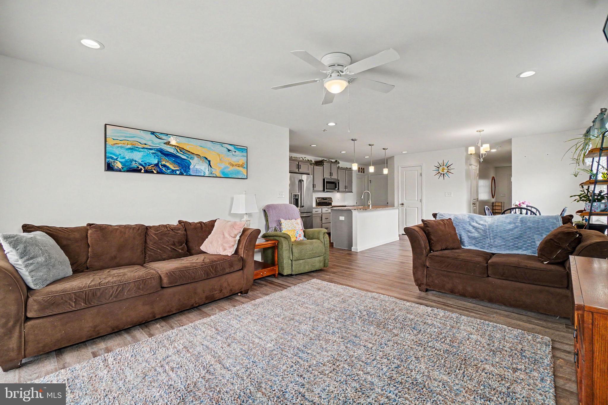 109 WESTON CIRCLE