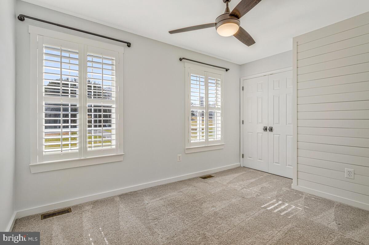 ARBOR GREENE - Residential