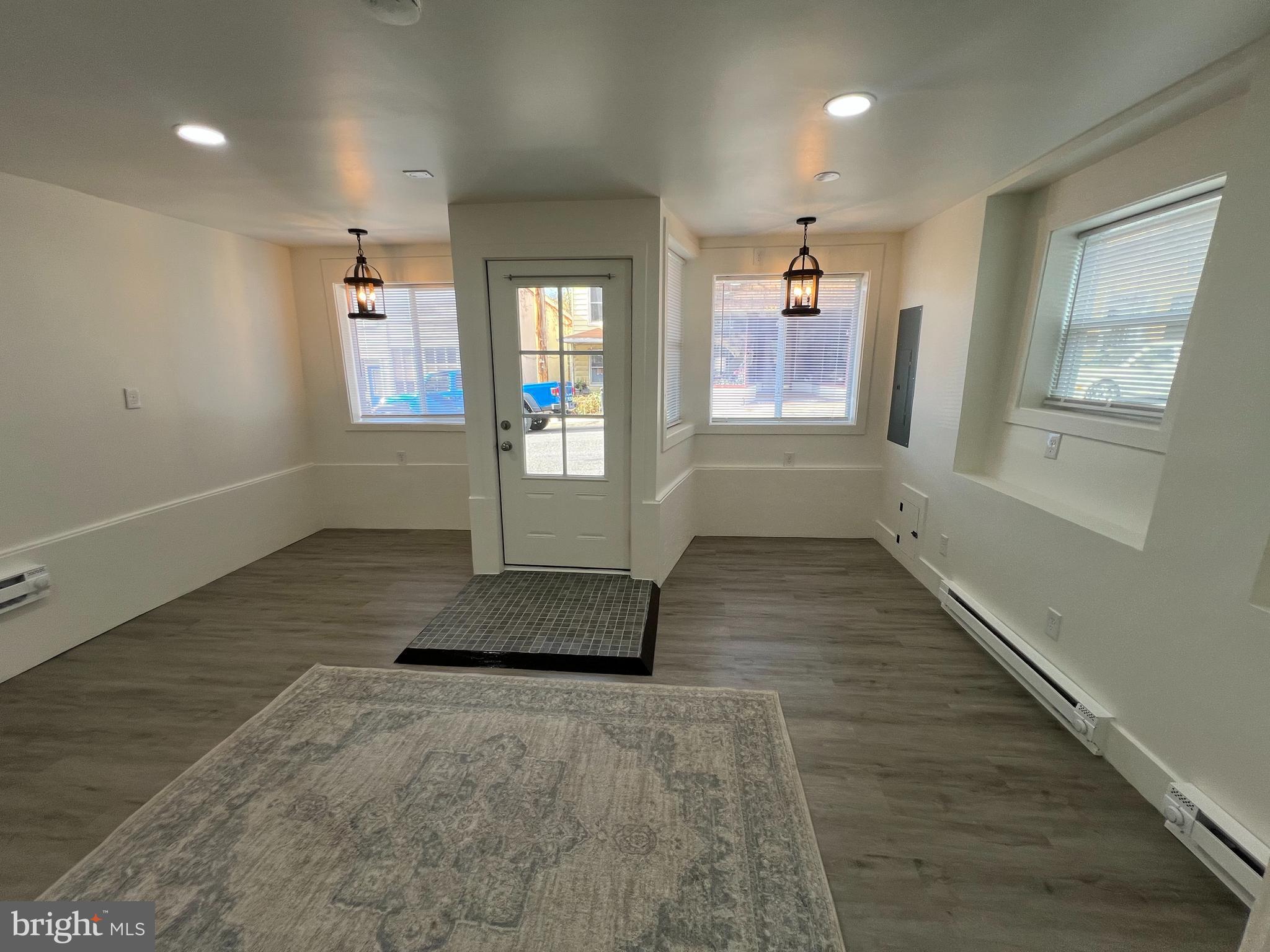 SOUTH END - Residential Lease