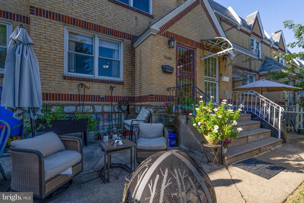 Photo of 7040 E Roosevelt Boulevard, PHILADELPHIA, PA 19149 (MLS # PAPH2540190)
