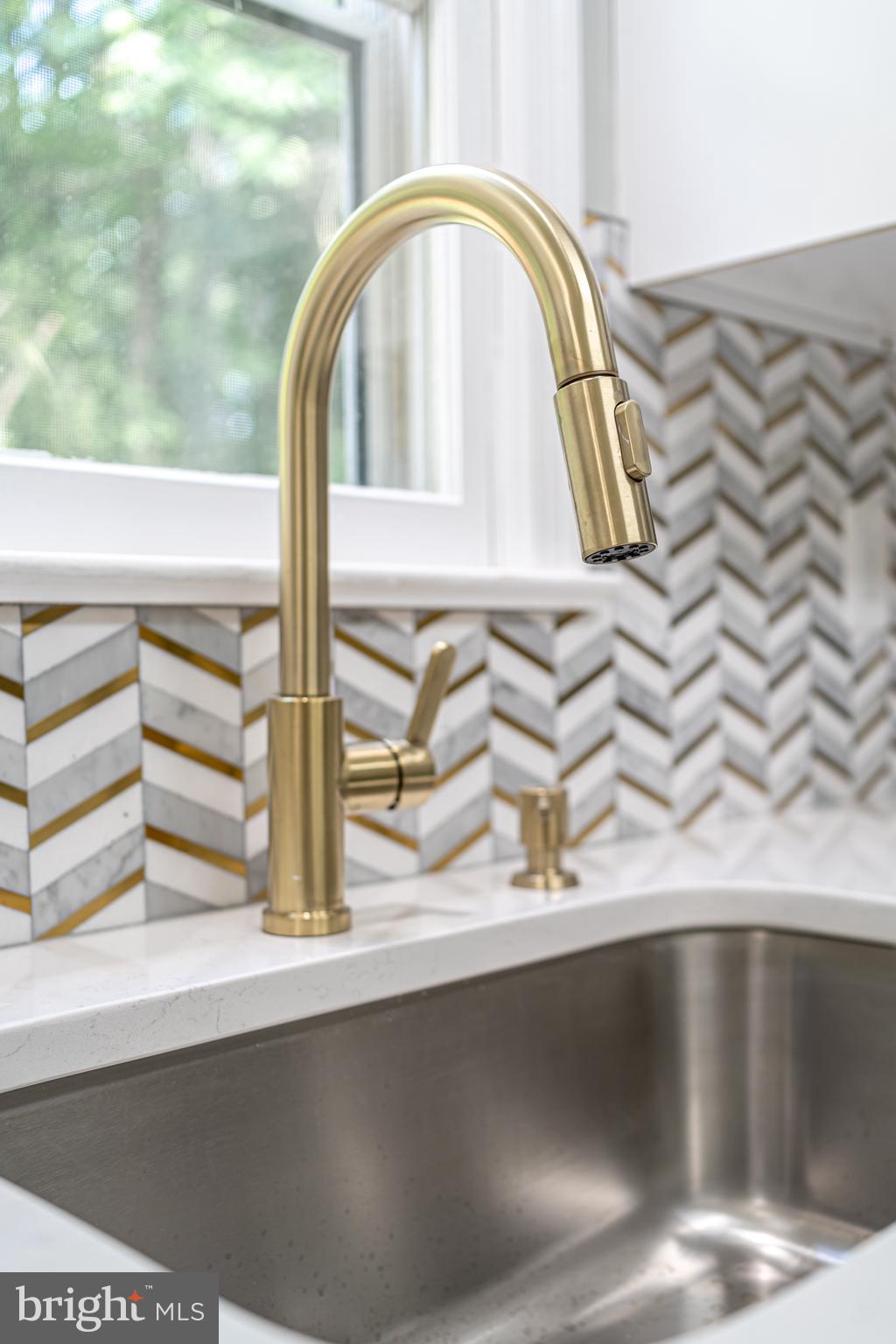 FAIRLAND ACRES - Residential