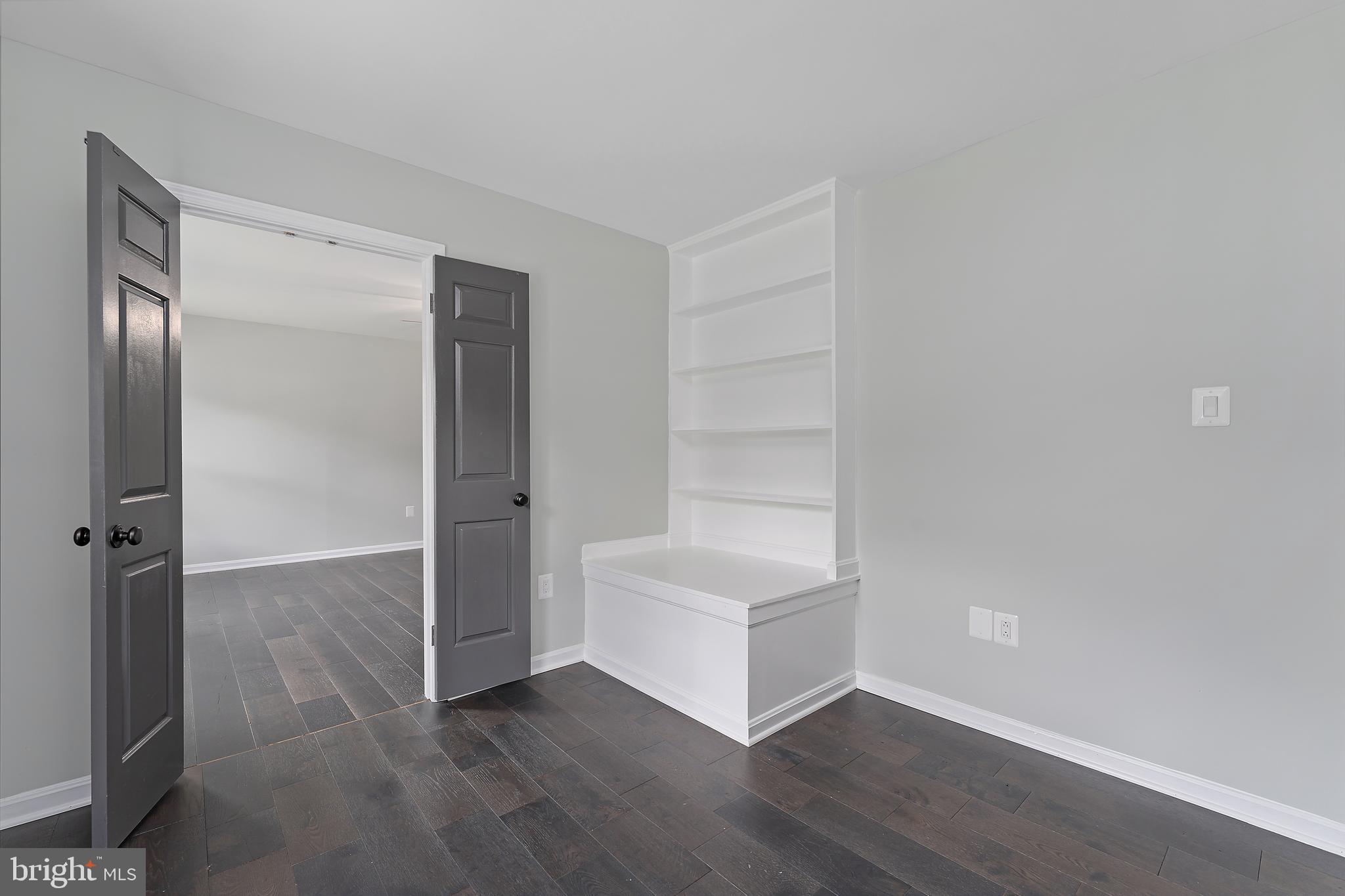 FAIRLAND ACRES - Residential