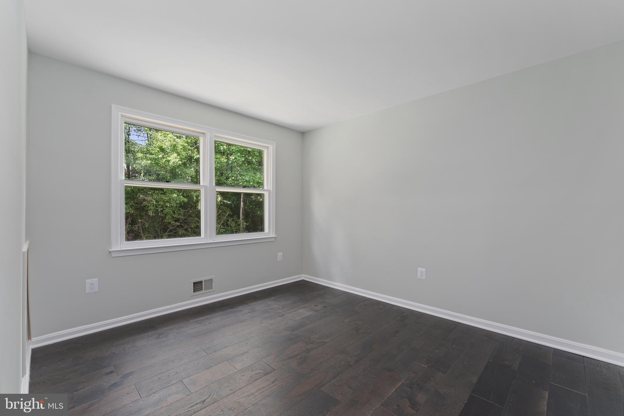 FAIRLAND ACRES - Residential