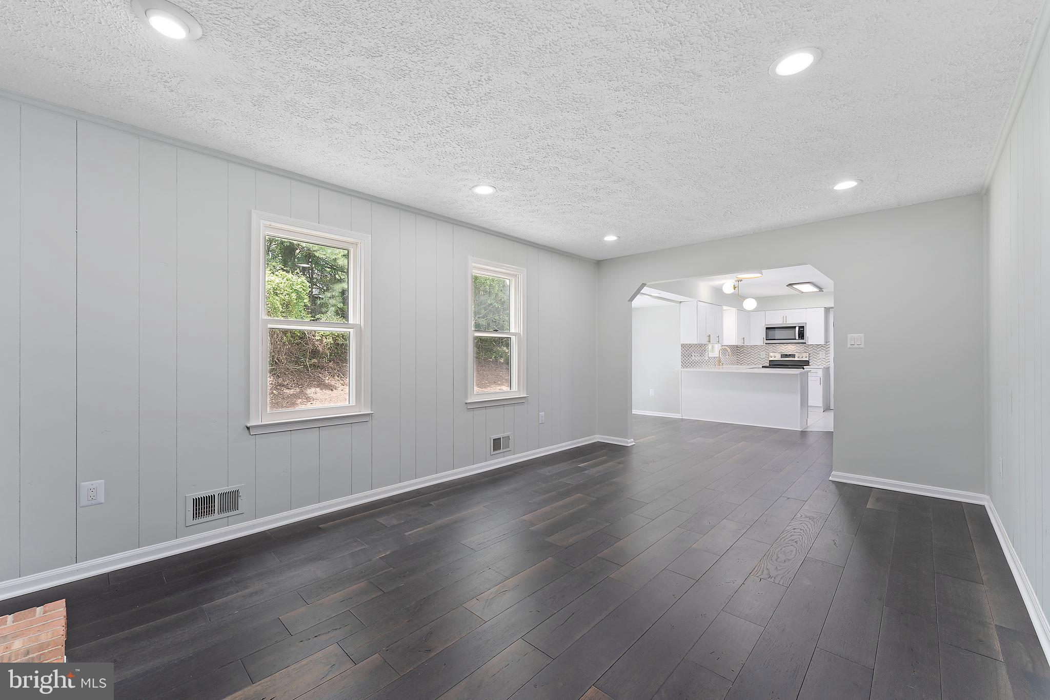 FAIRLAND ACRES - Residential