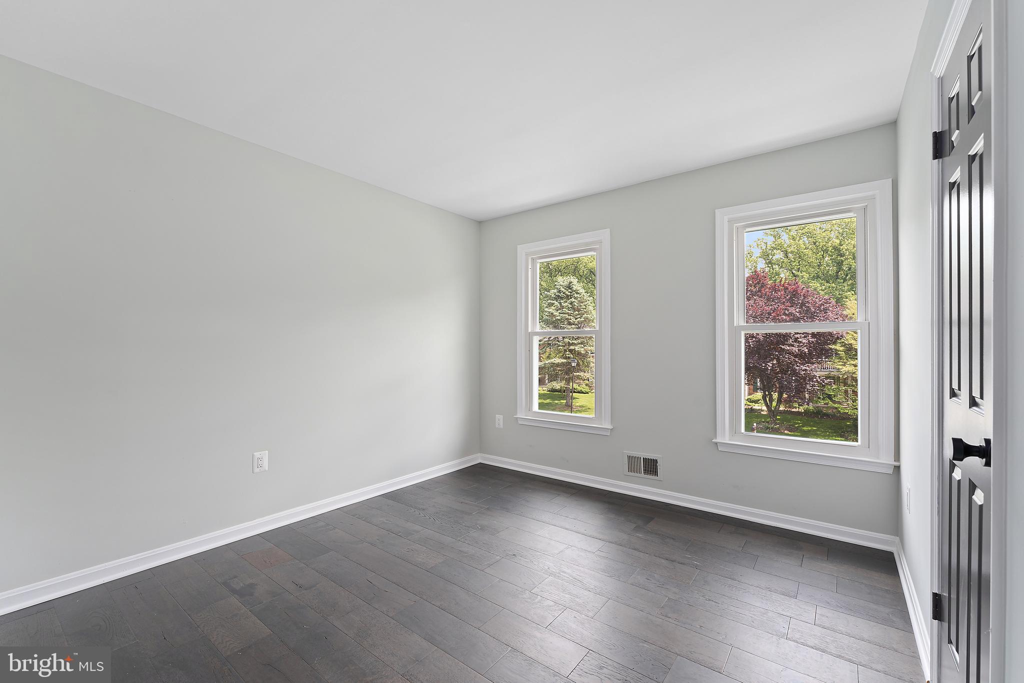 FAIRLAND ACRES - Residential