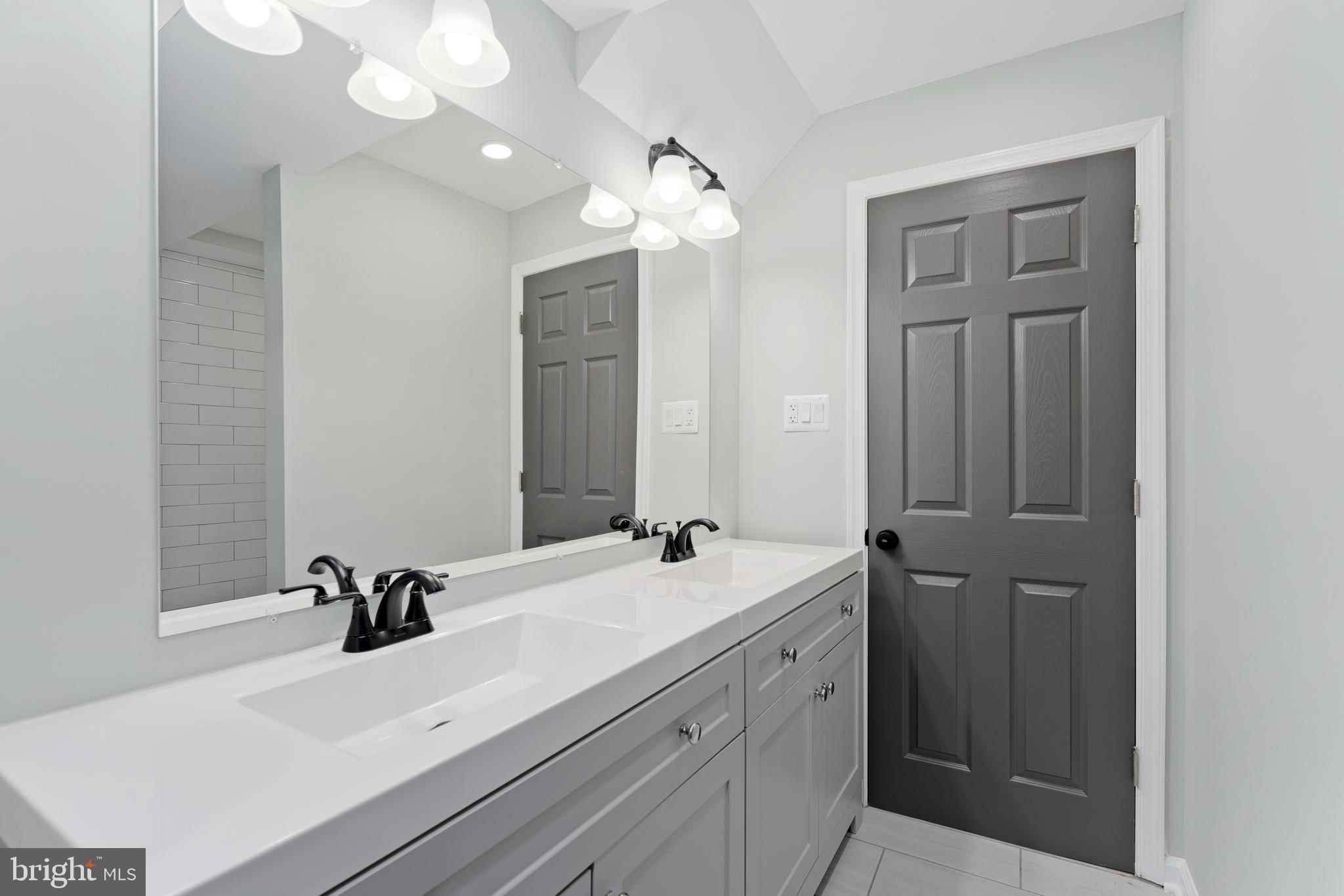 FAIRLAND ACRES - Residential