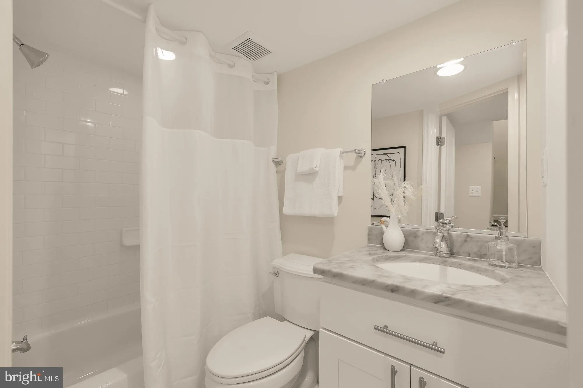 Additional image 76 of 647 A Street SE, Washington, DC 20003