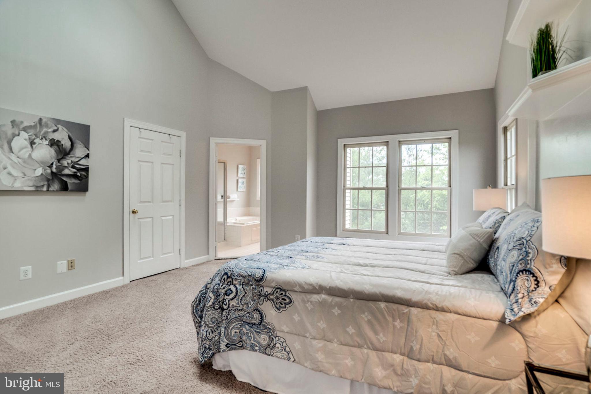 KINGSTOWNE - Residential