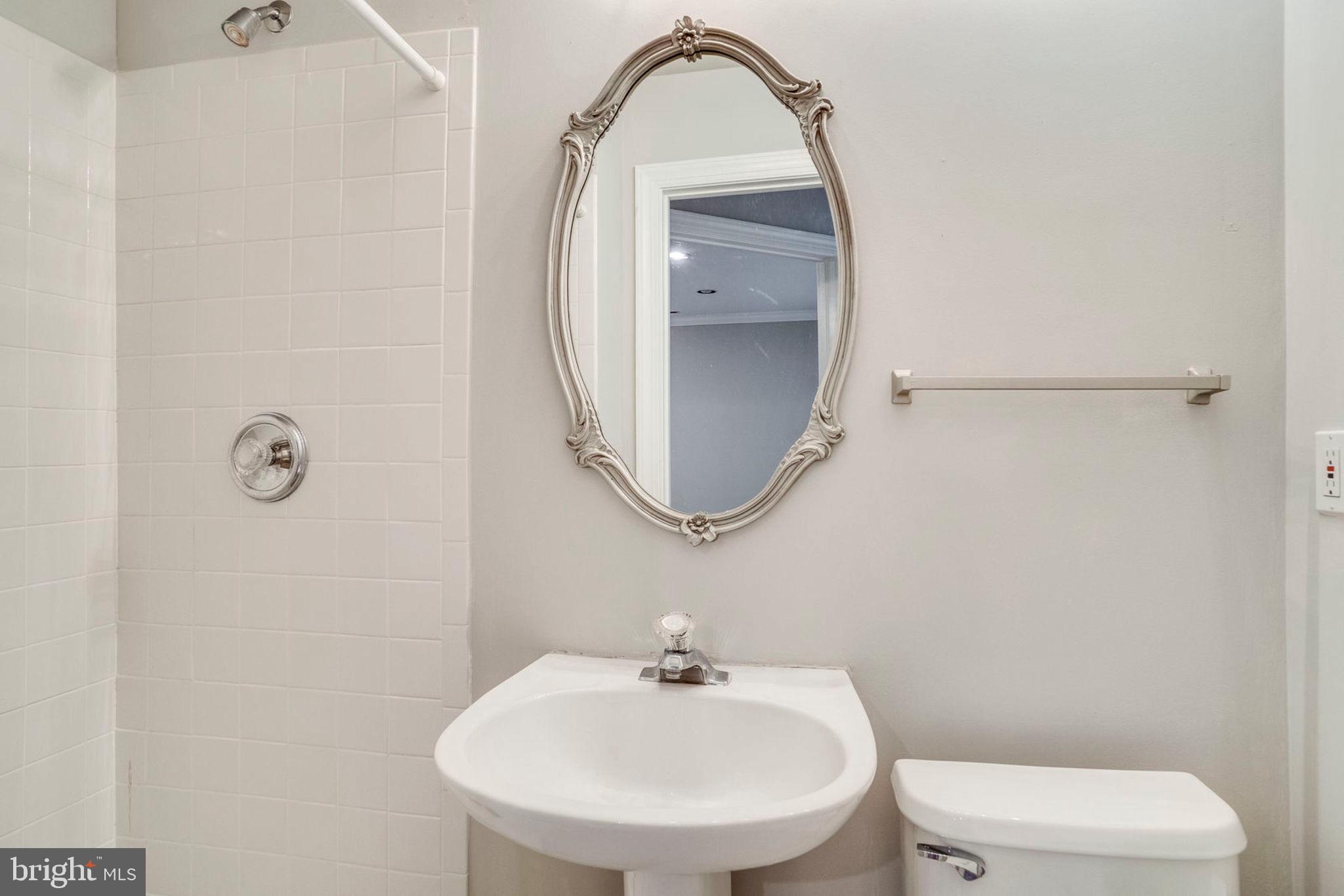 KINGSTOWNE - Residential