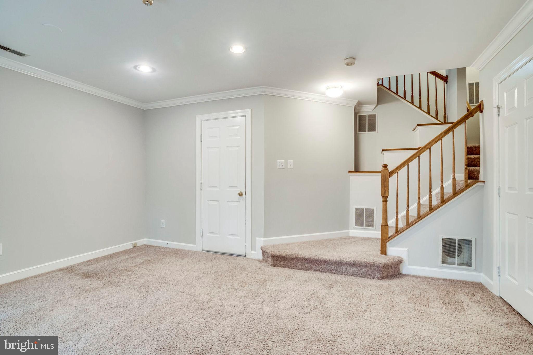 KINGSTOWNE - Residential