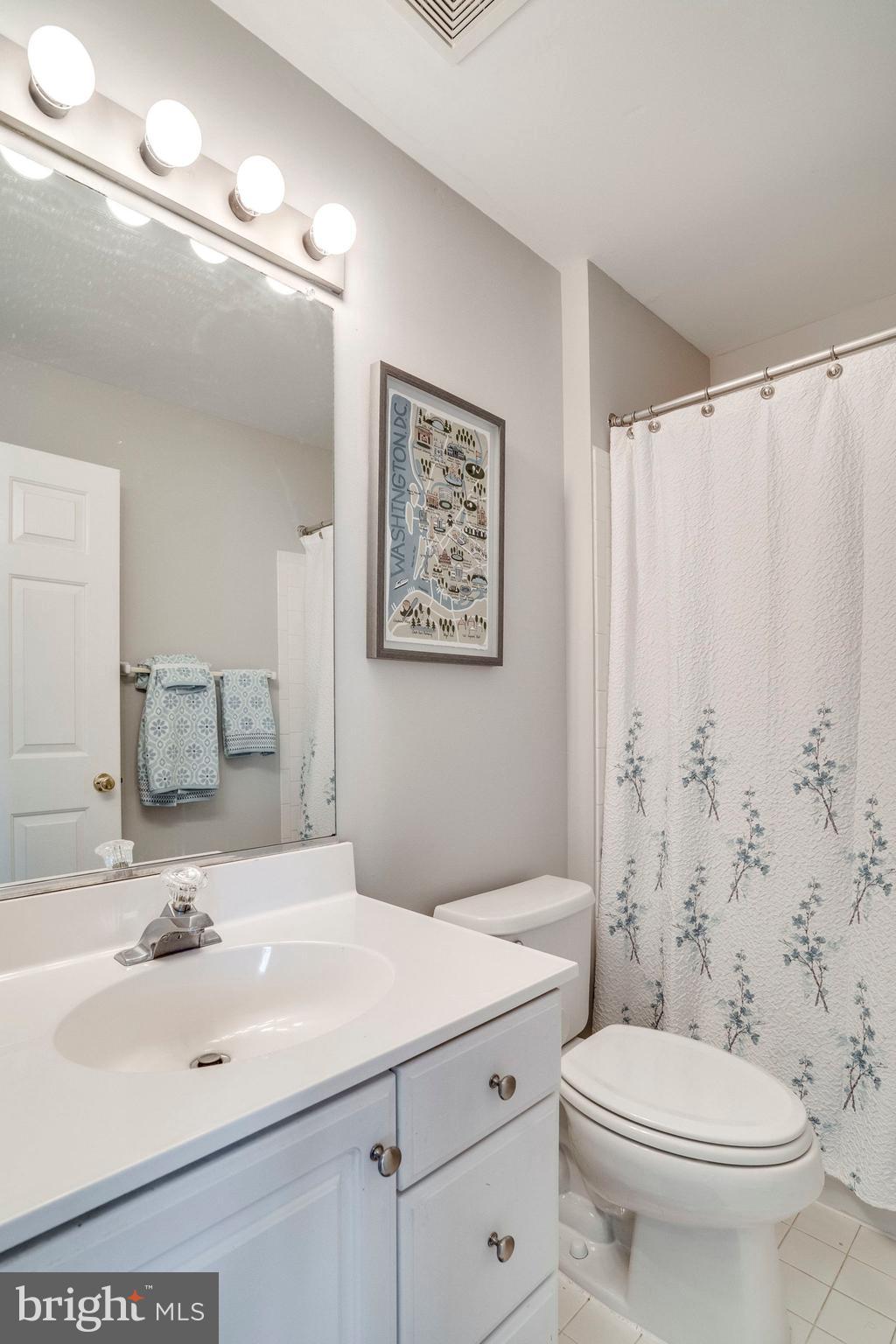 KINGSTOWNE - Residential