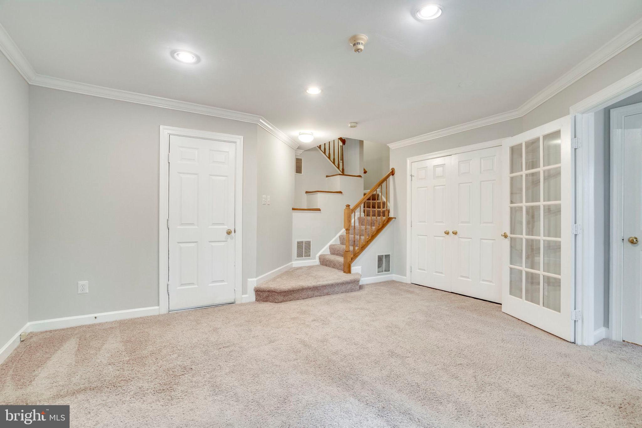 KINGSTOWNE - Residential