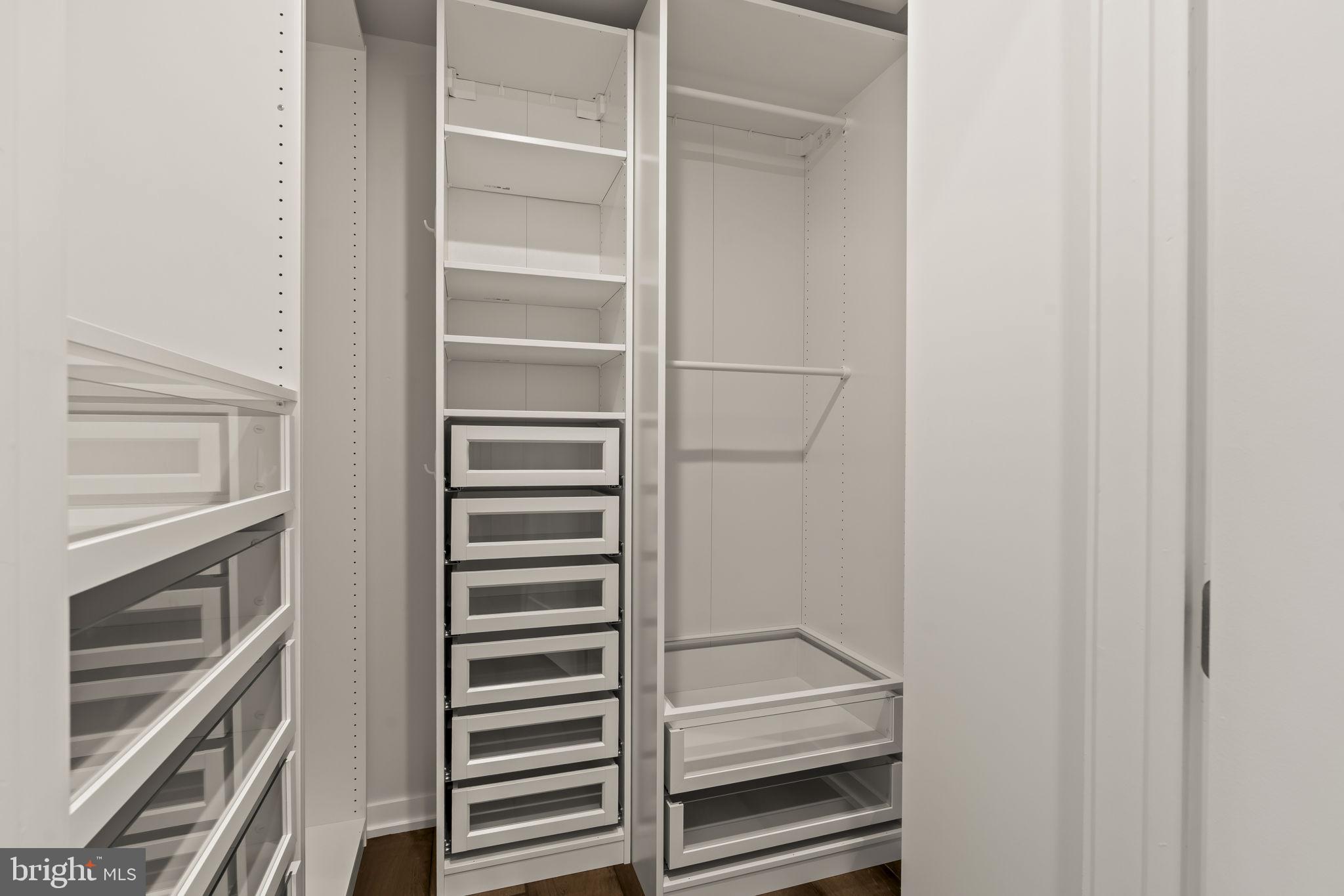 THE RESERVE - Residential