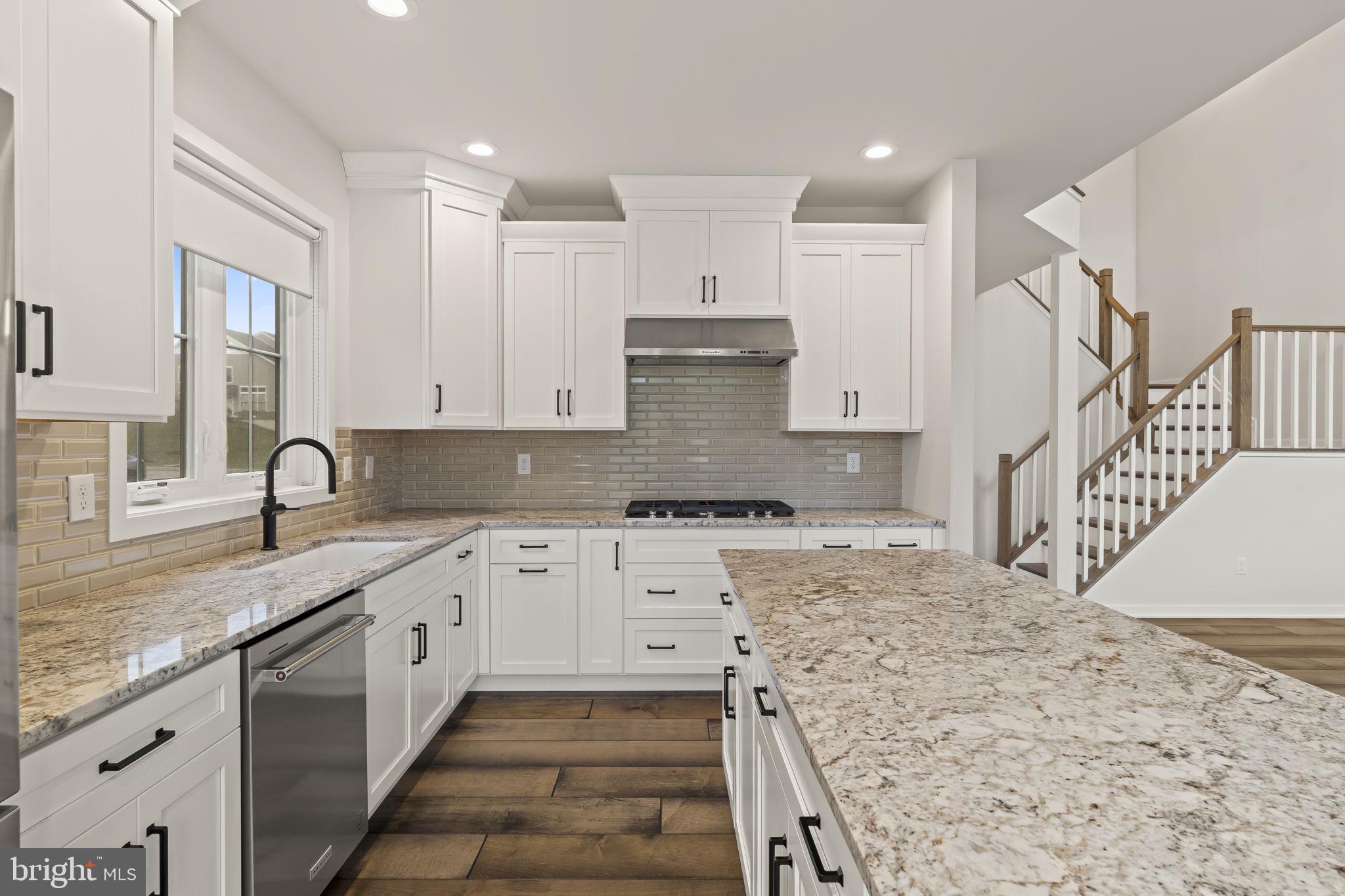 THE RESERVE - Residential