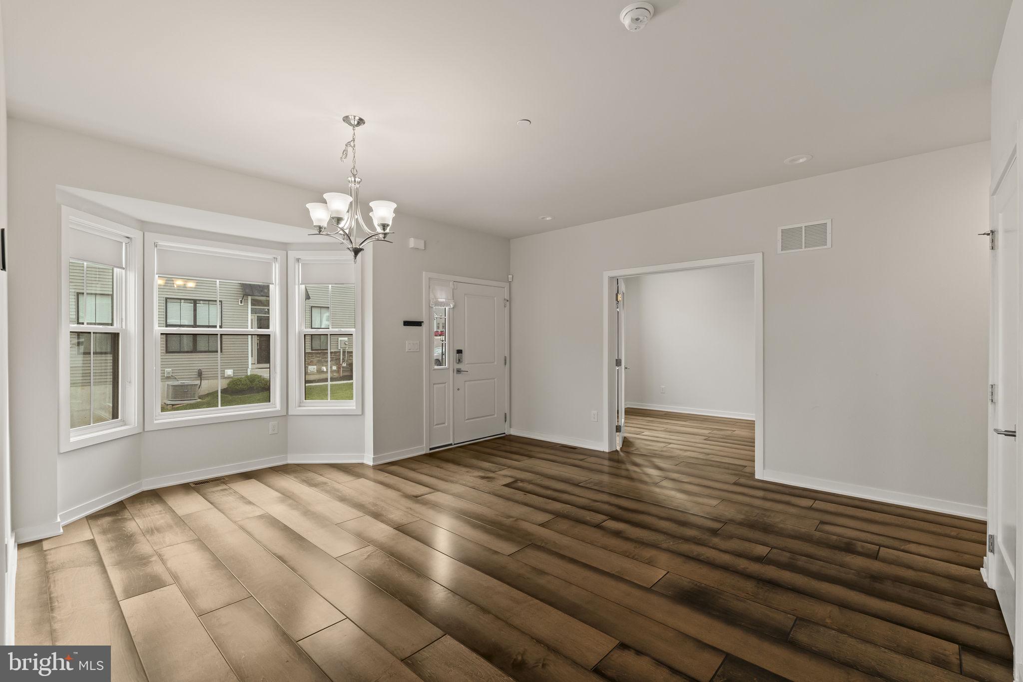 THE RESERVE - Residential