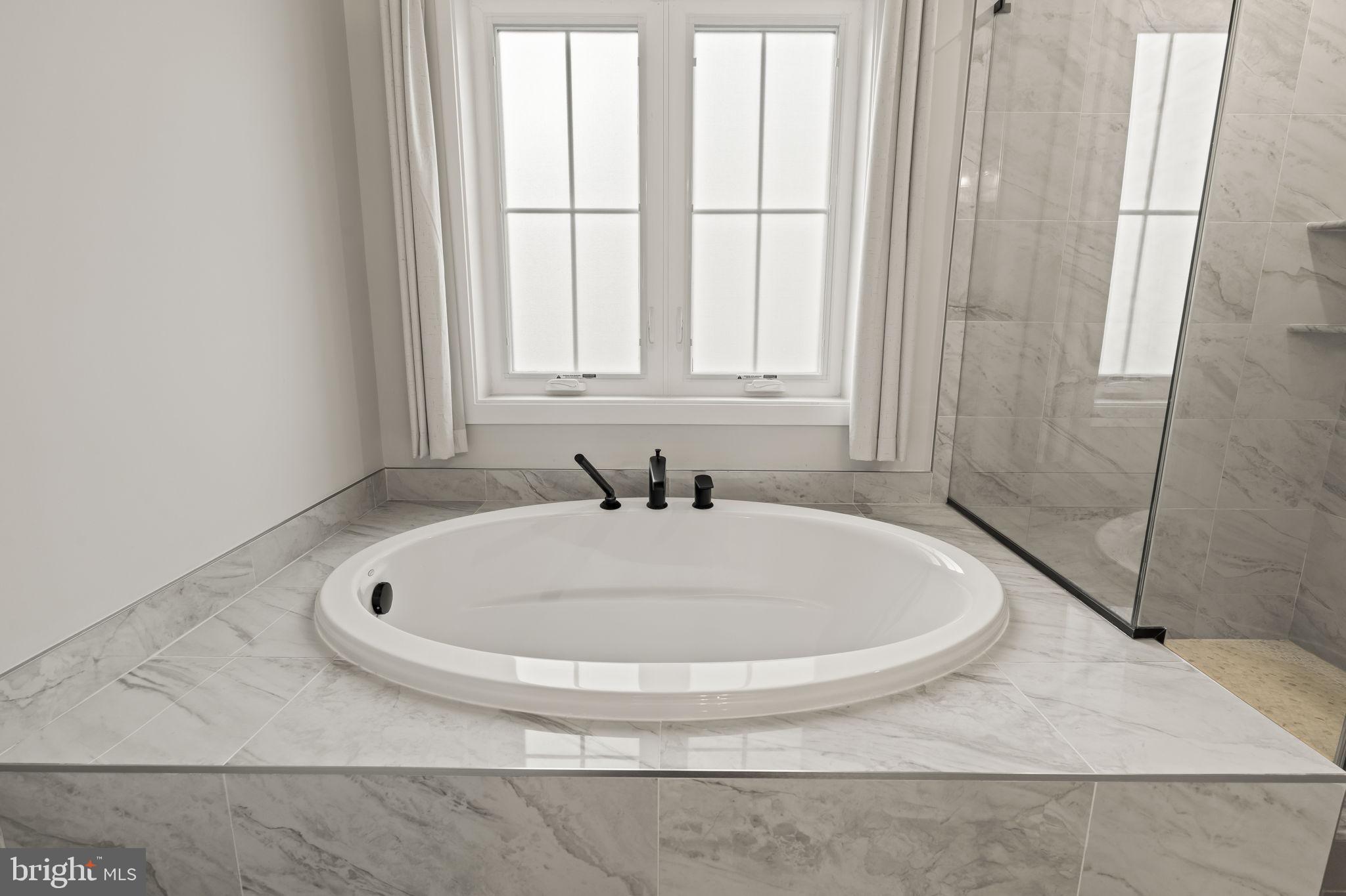 THE RESERVE - Residential