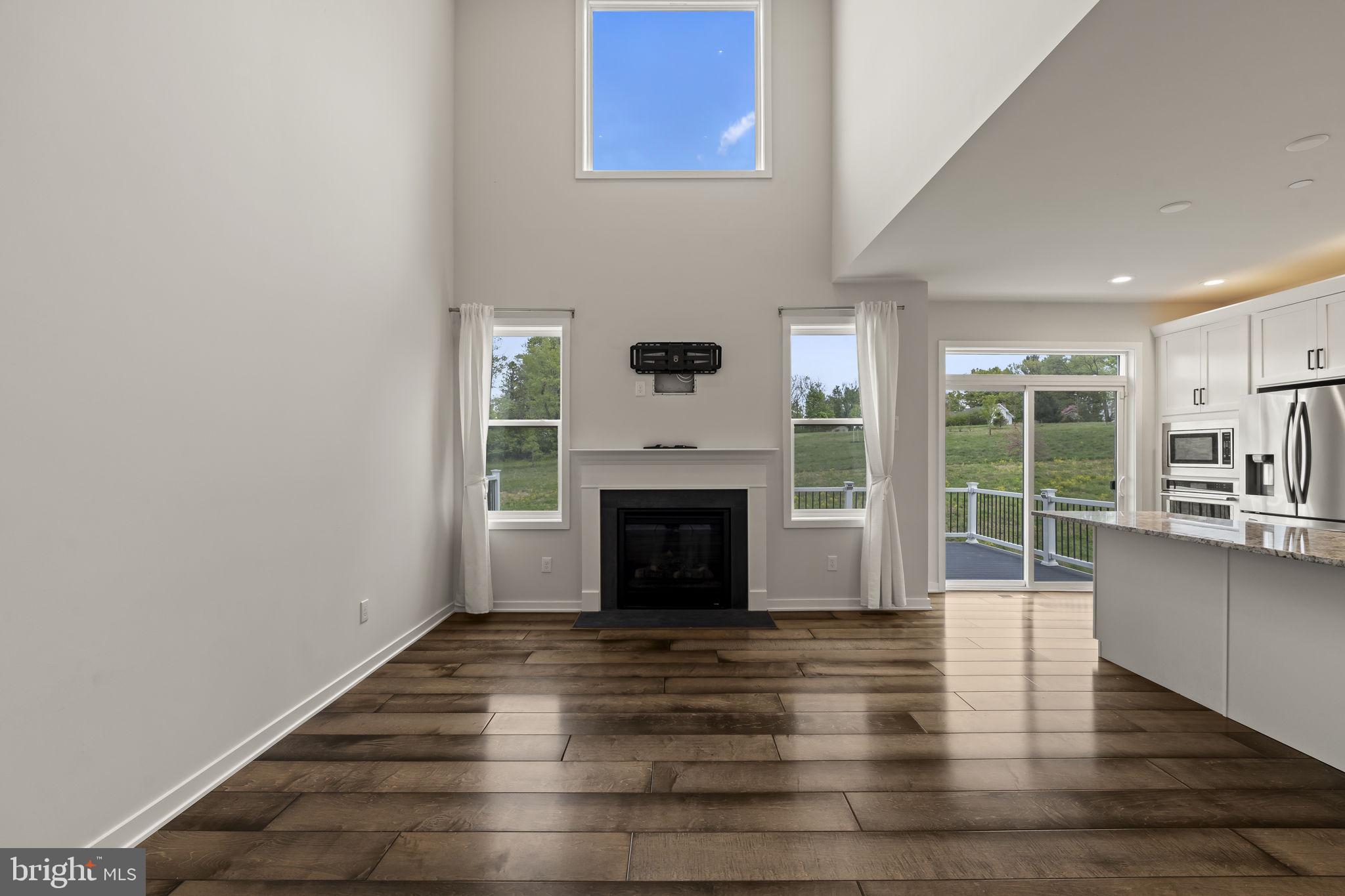 THE RESERVE - Residential