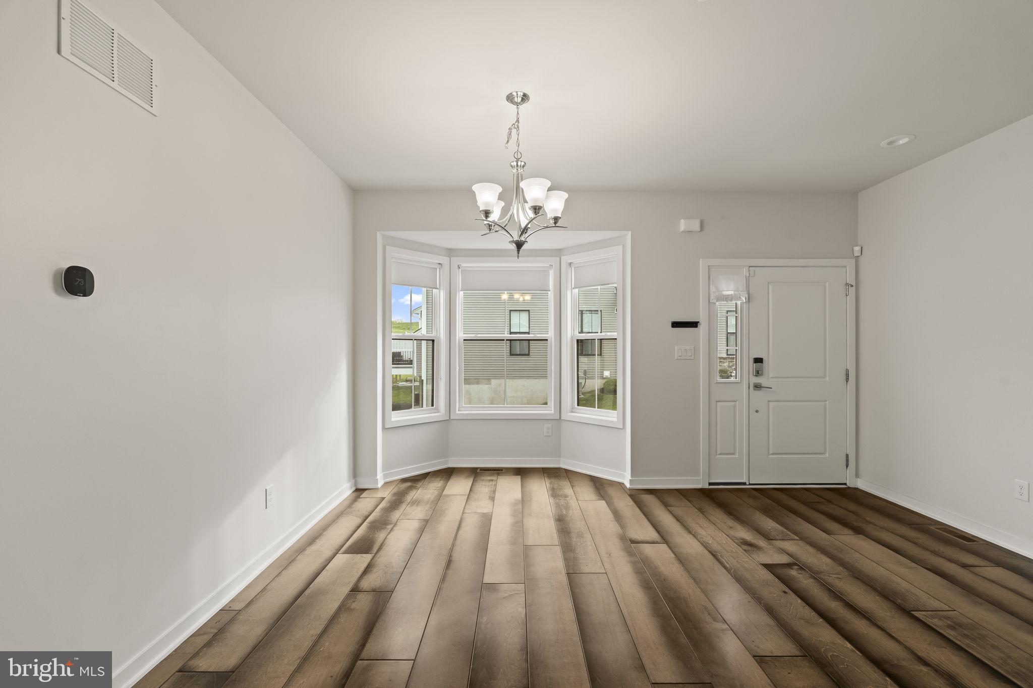 THE RESERVE - Residential