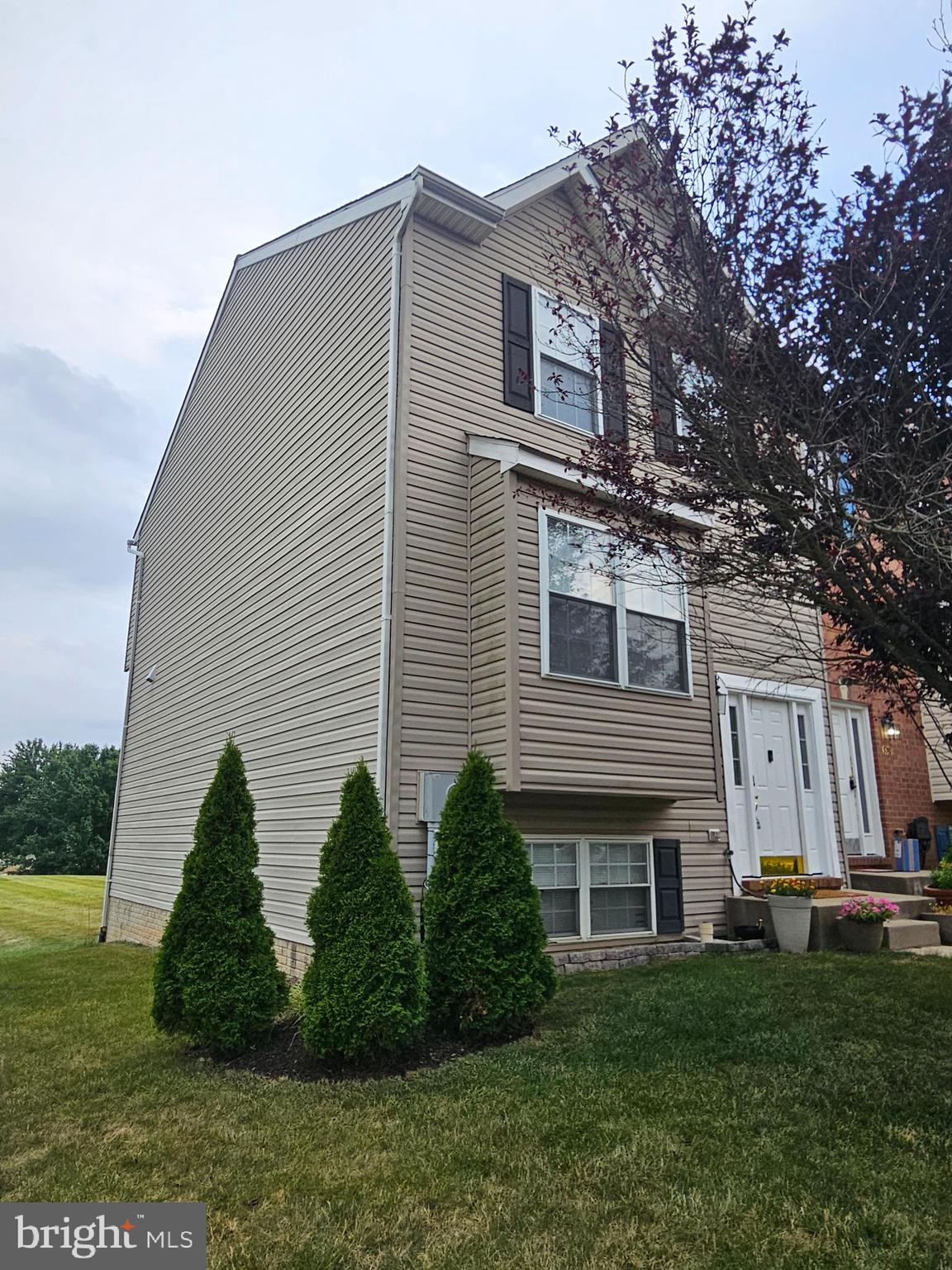 5783 INDIAN CEDAR COURT