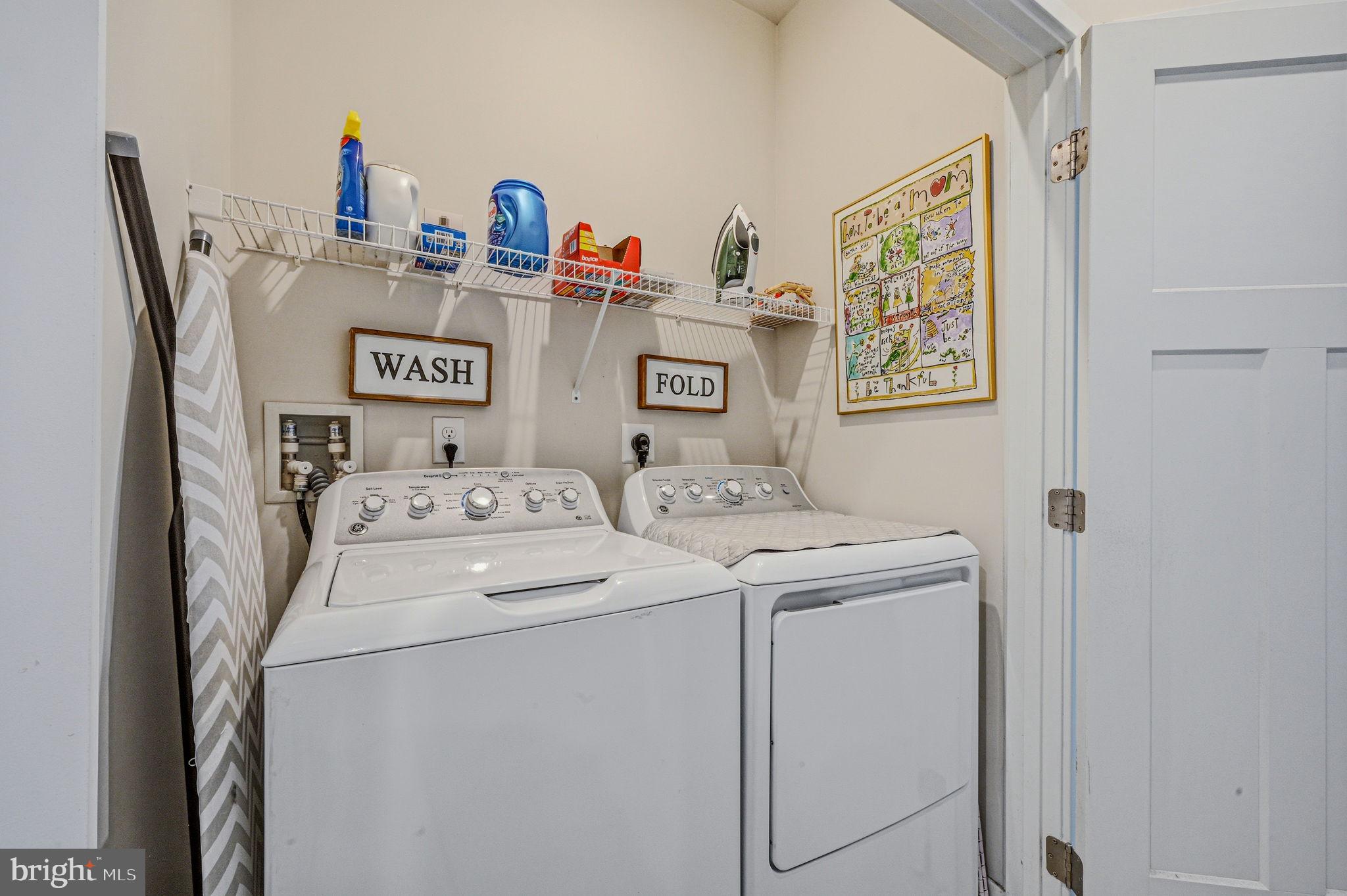 MAPLEVIEW - Residential