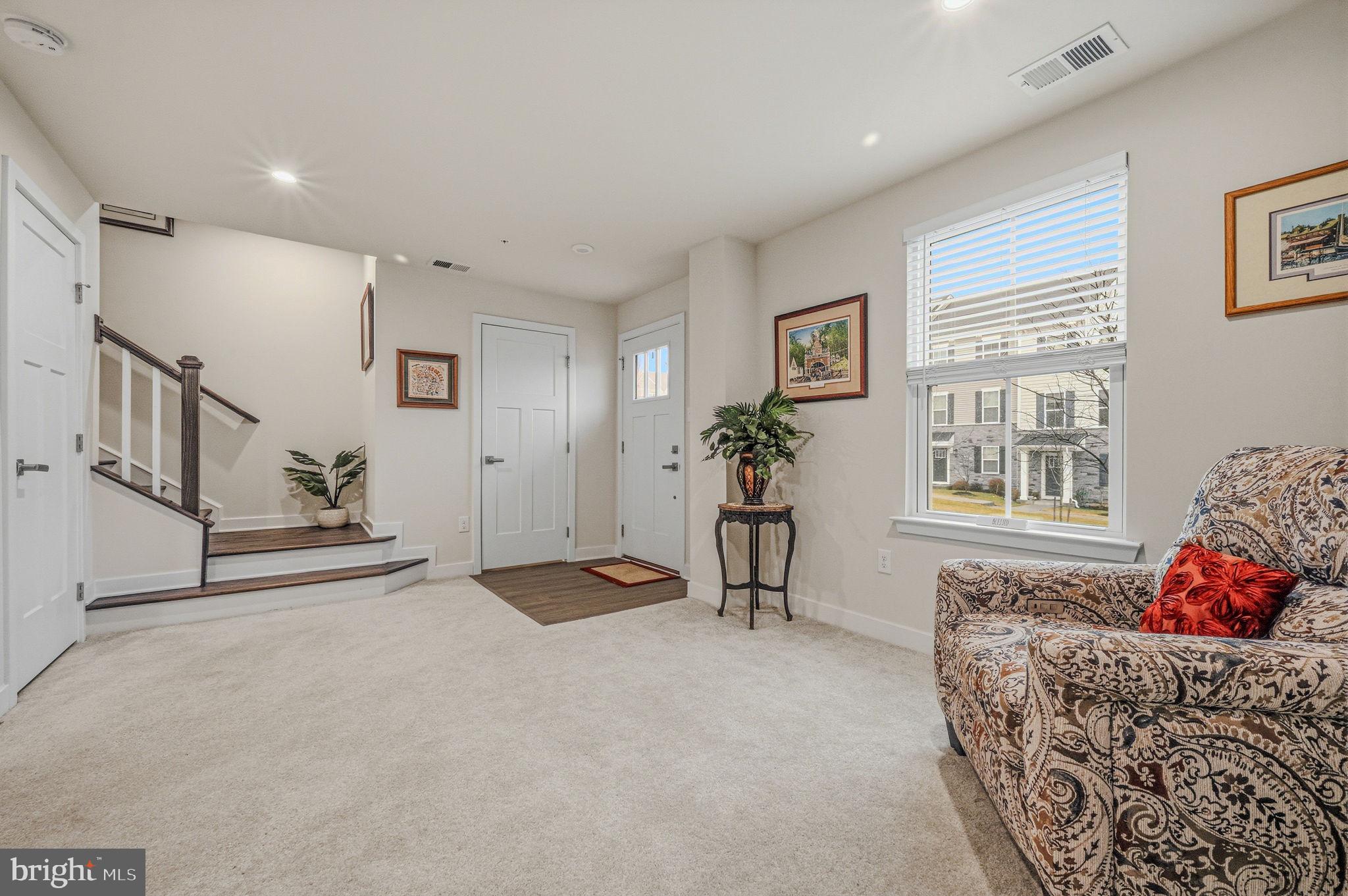 MAPLEVIEW - Residential