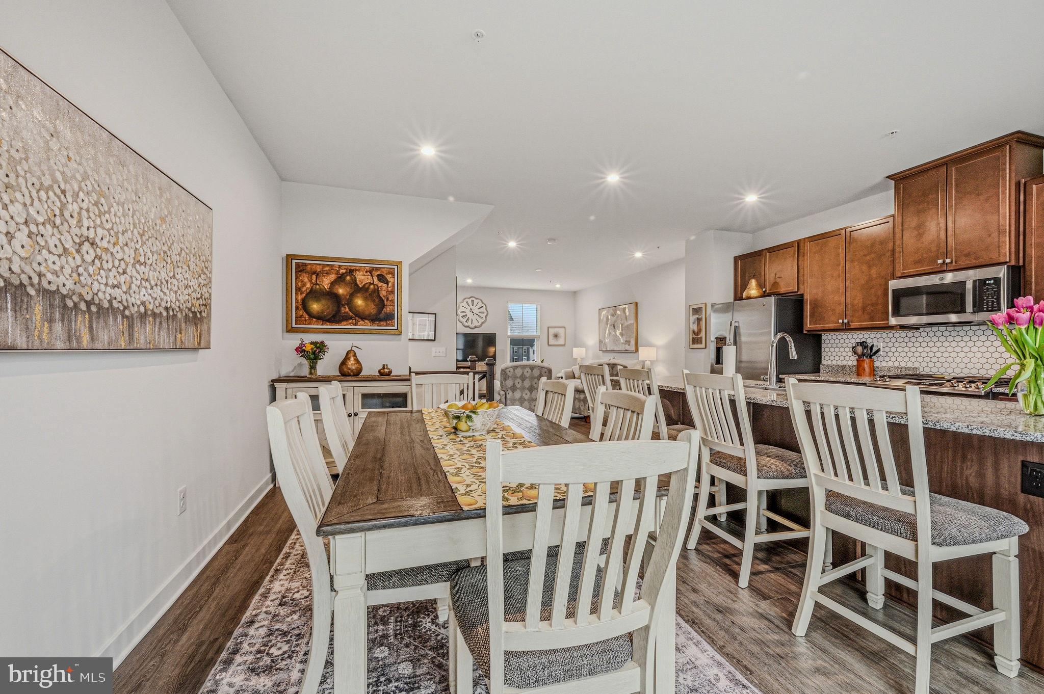 MAPLEVIEW - Residential