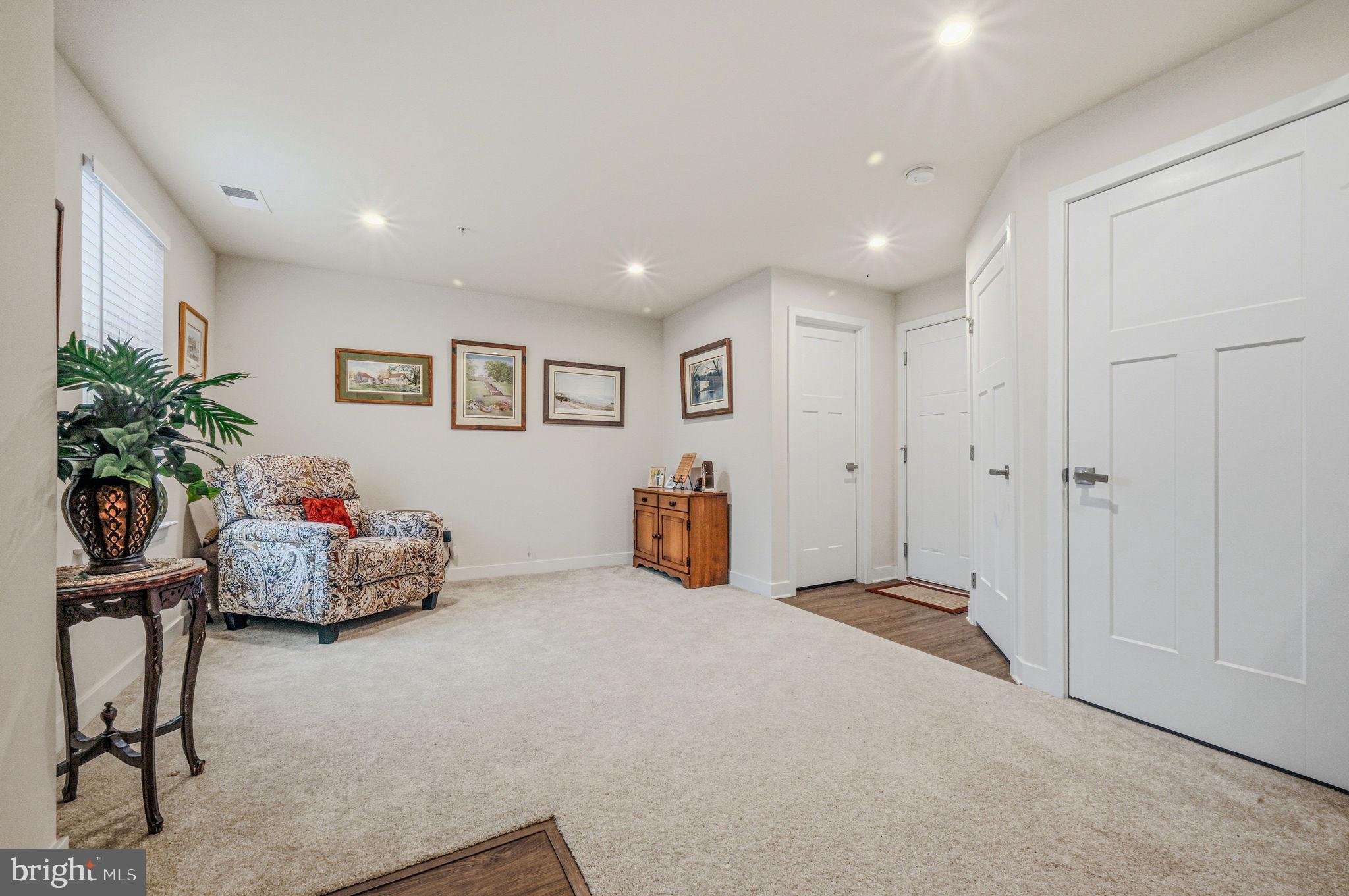 MAPLEVIEW - Residential