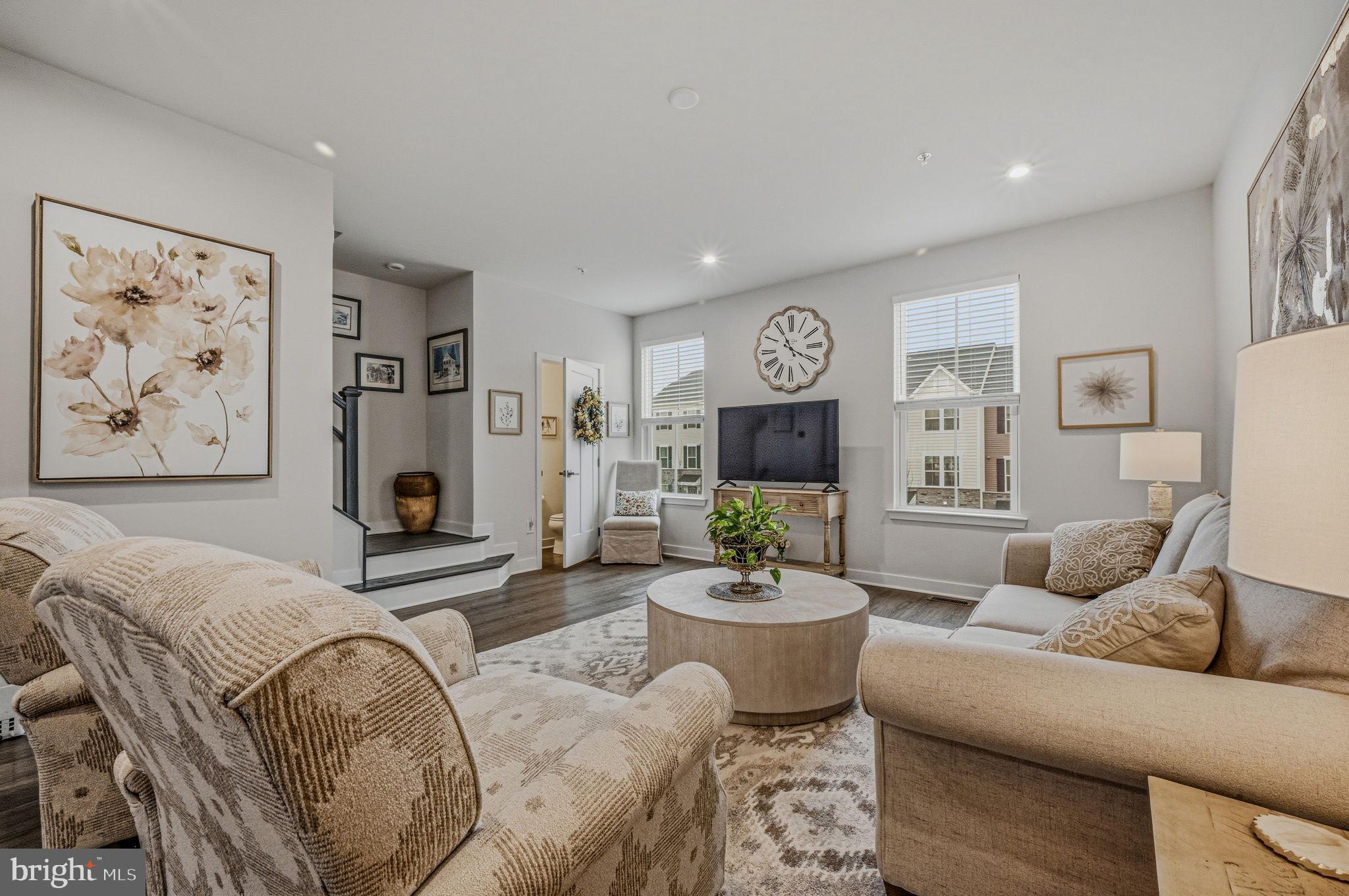 MAPLEVIEW - Residential