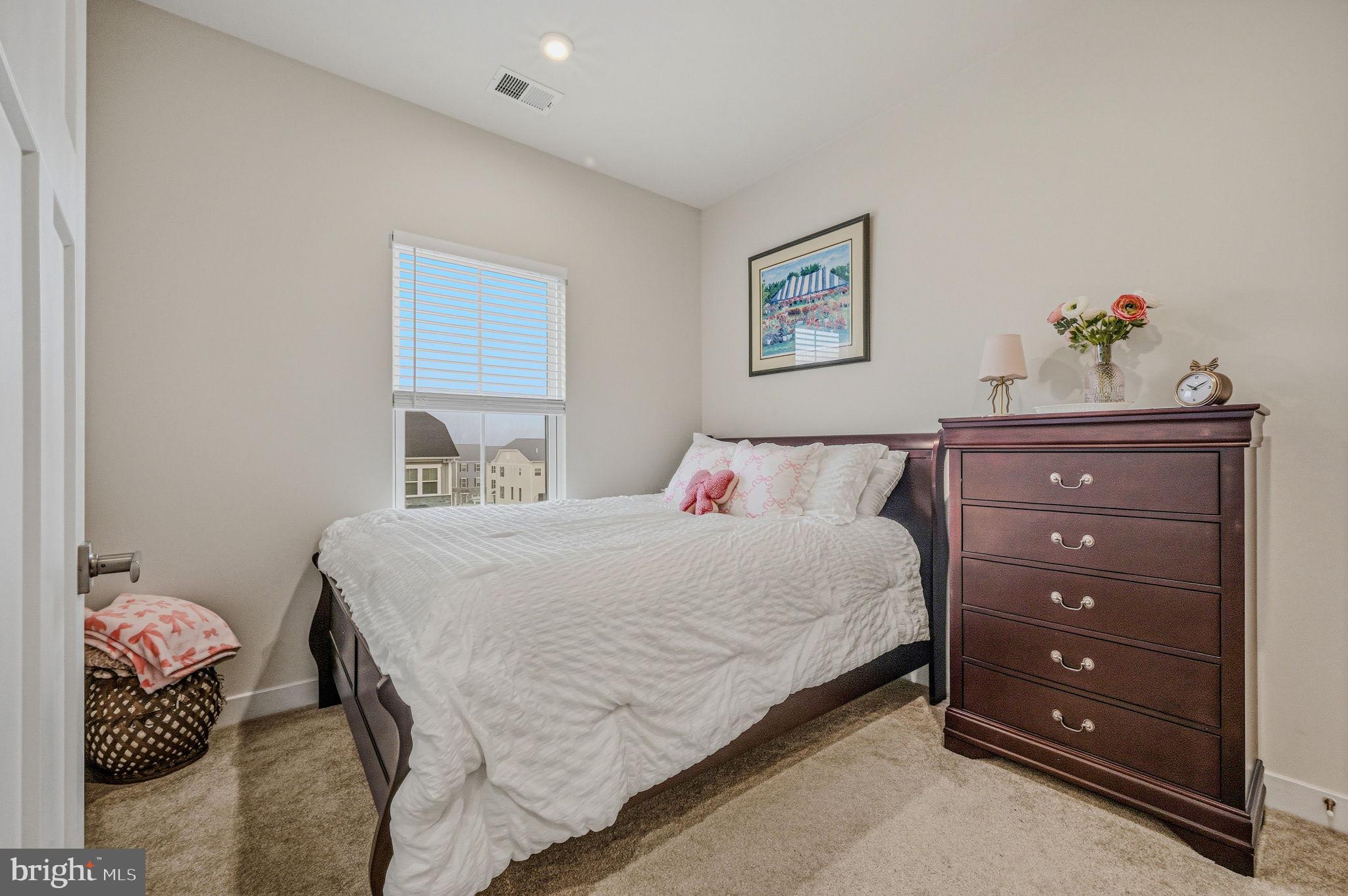 MAPLEVIEW - Residential