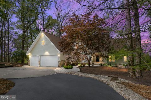 Photo of 21 Quail Crossing Drive, WILMINGTON, DE 19807 (MLS # DENC2100800)