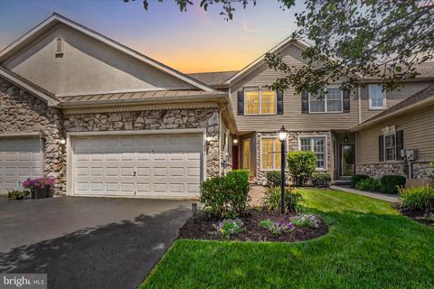 Photo of 1082 Hammon Avenue, EPHRATA, PA 17522 (MLS # PALA2072852)