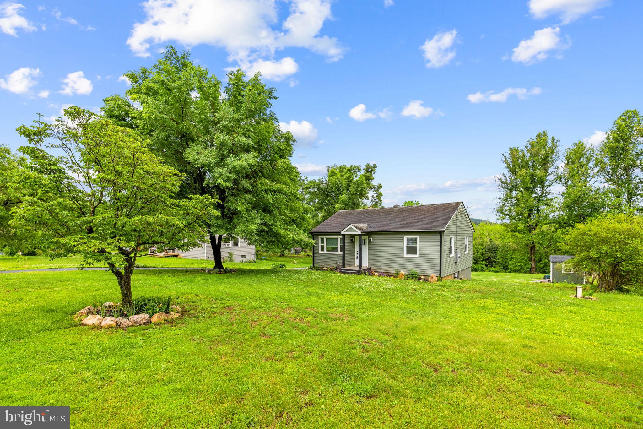 15 MOUNTAIN VIEW ROAD