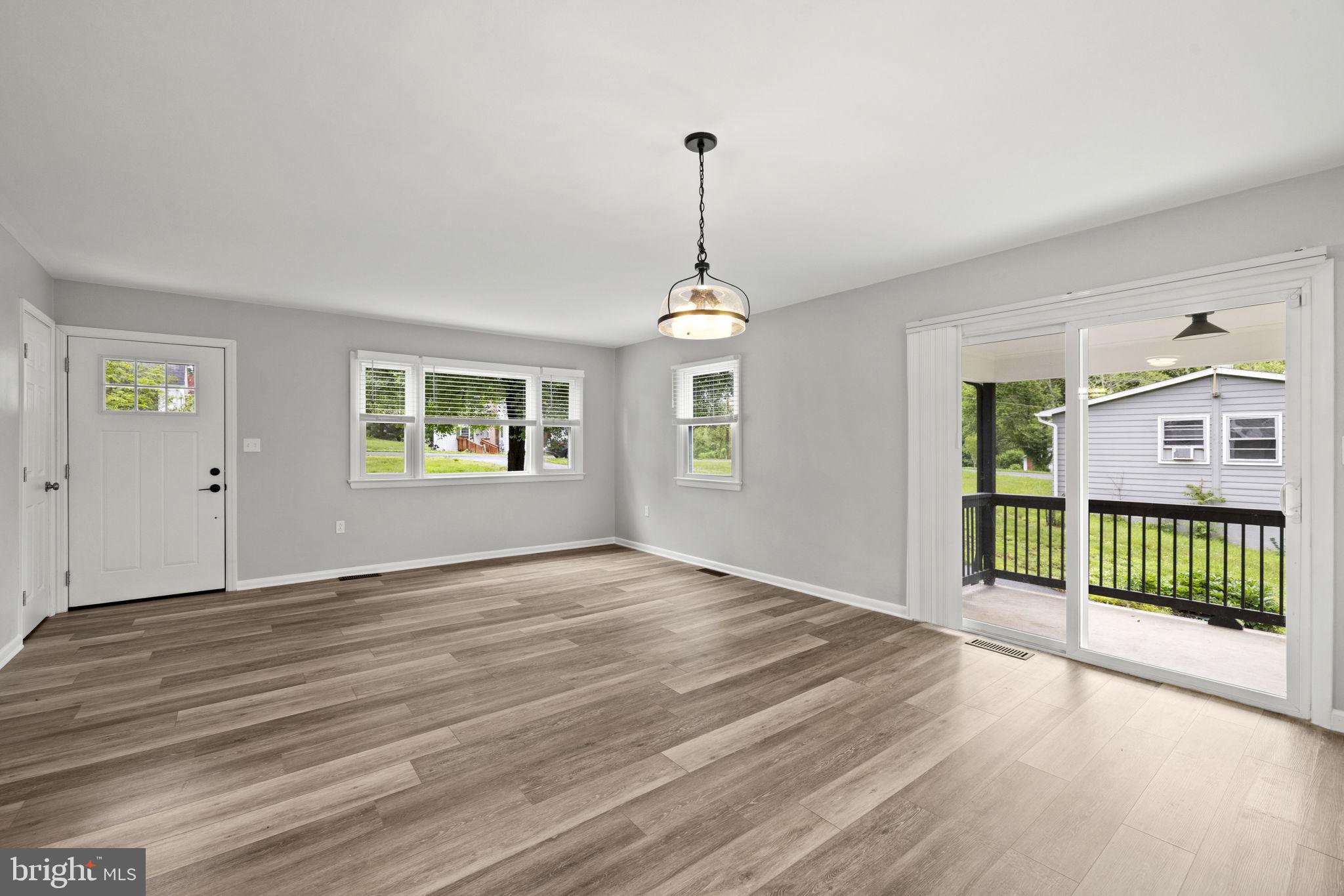 15 MOUNTAIN VIEW ROAD