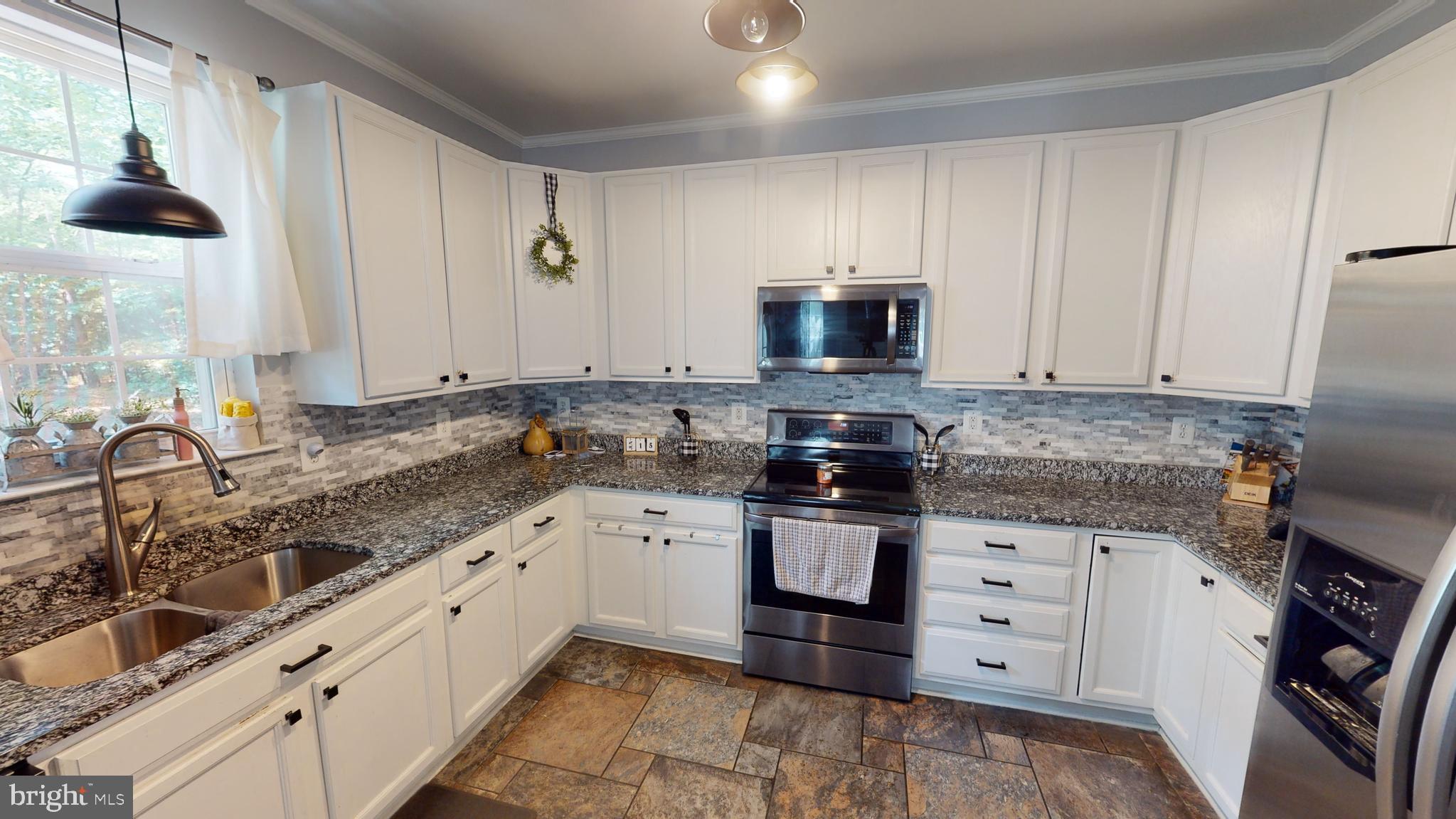 SWAN POINT - Residential