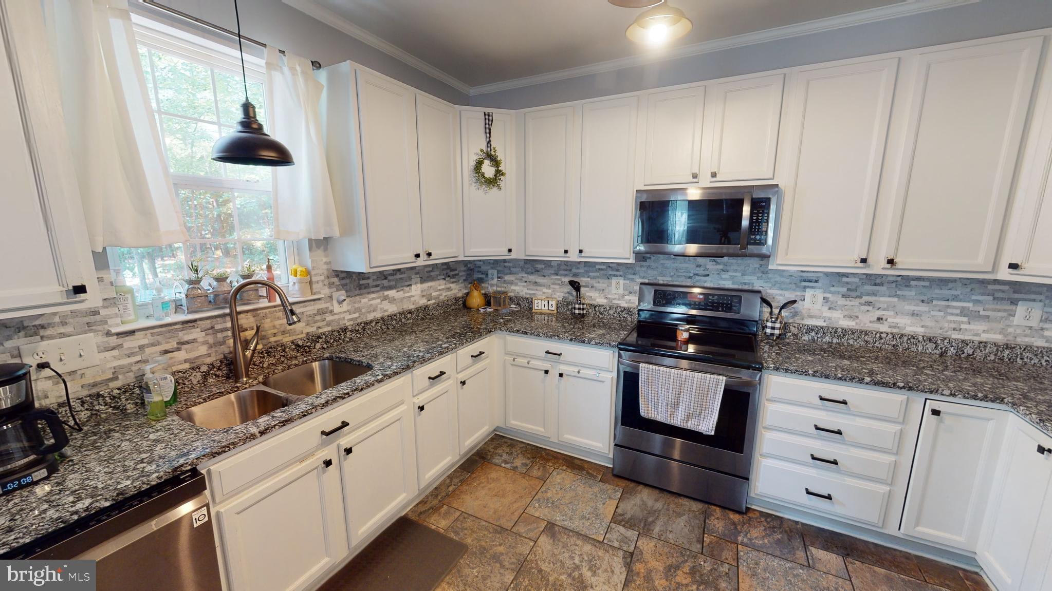 SWAN POINT - Residential