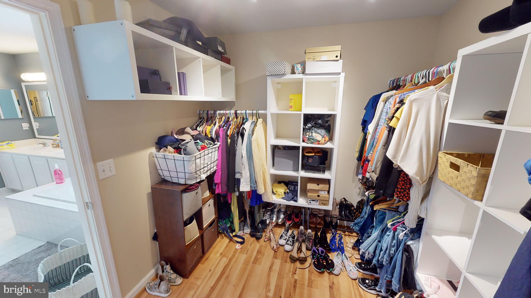 SWAN POINT - Residential