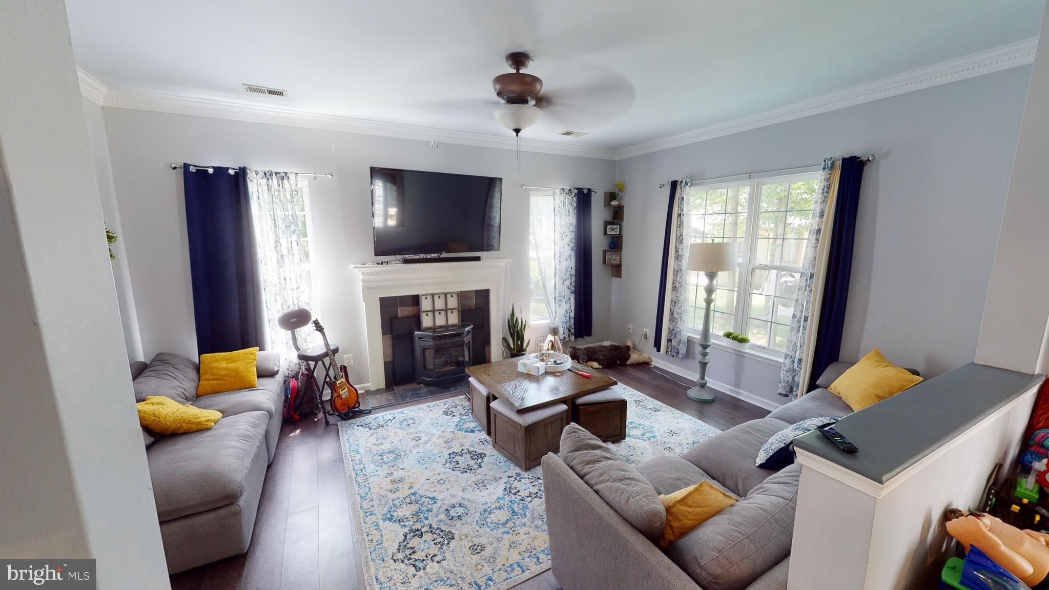 SWAN POINT - Residential