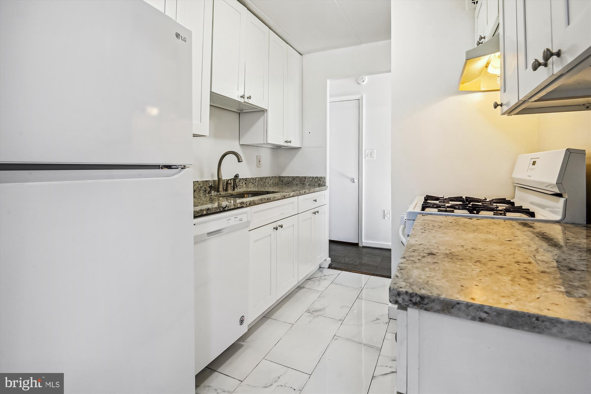 WESTCHESTER WEST - Residential