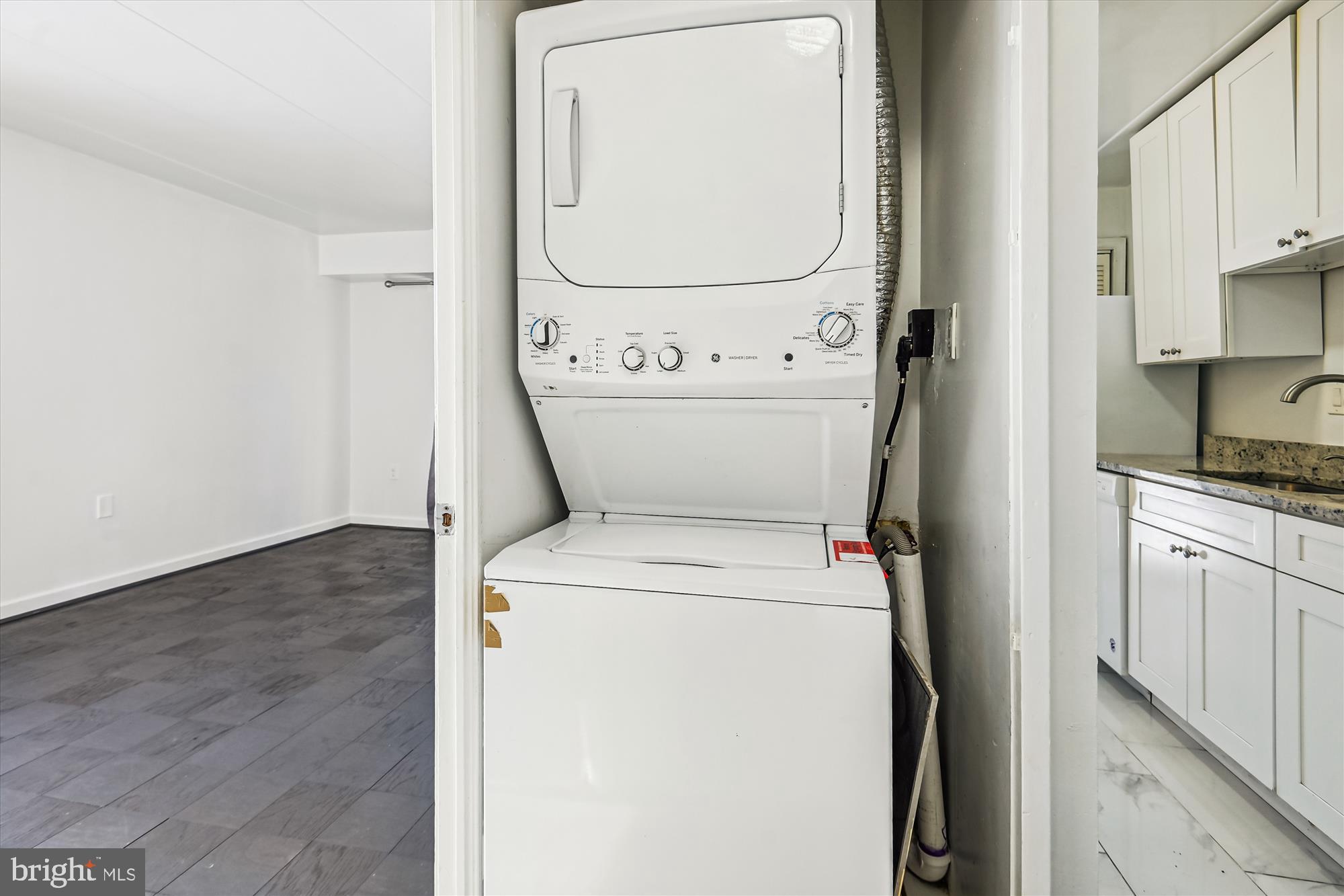 WESTCHESTER WEST - Residential