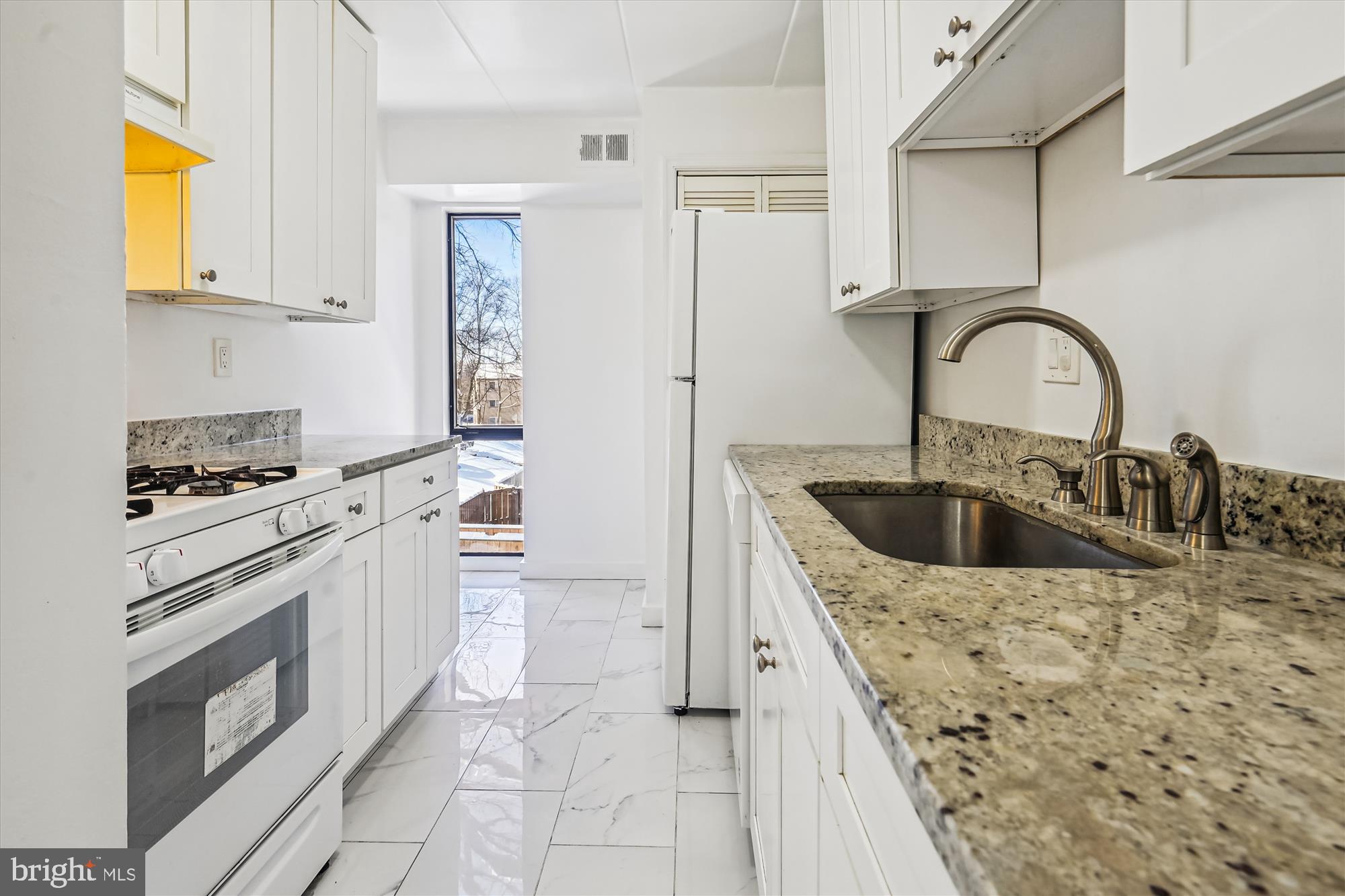 WESTCHESTER WEST - Residential