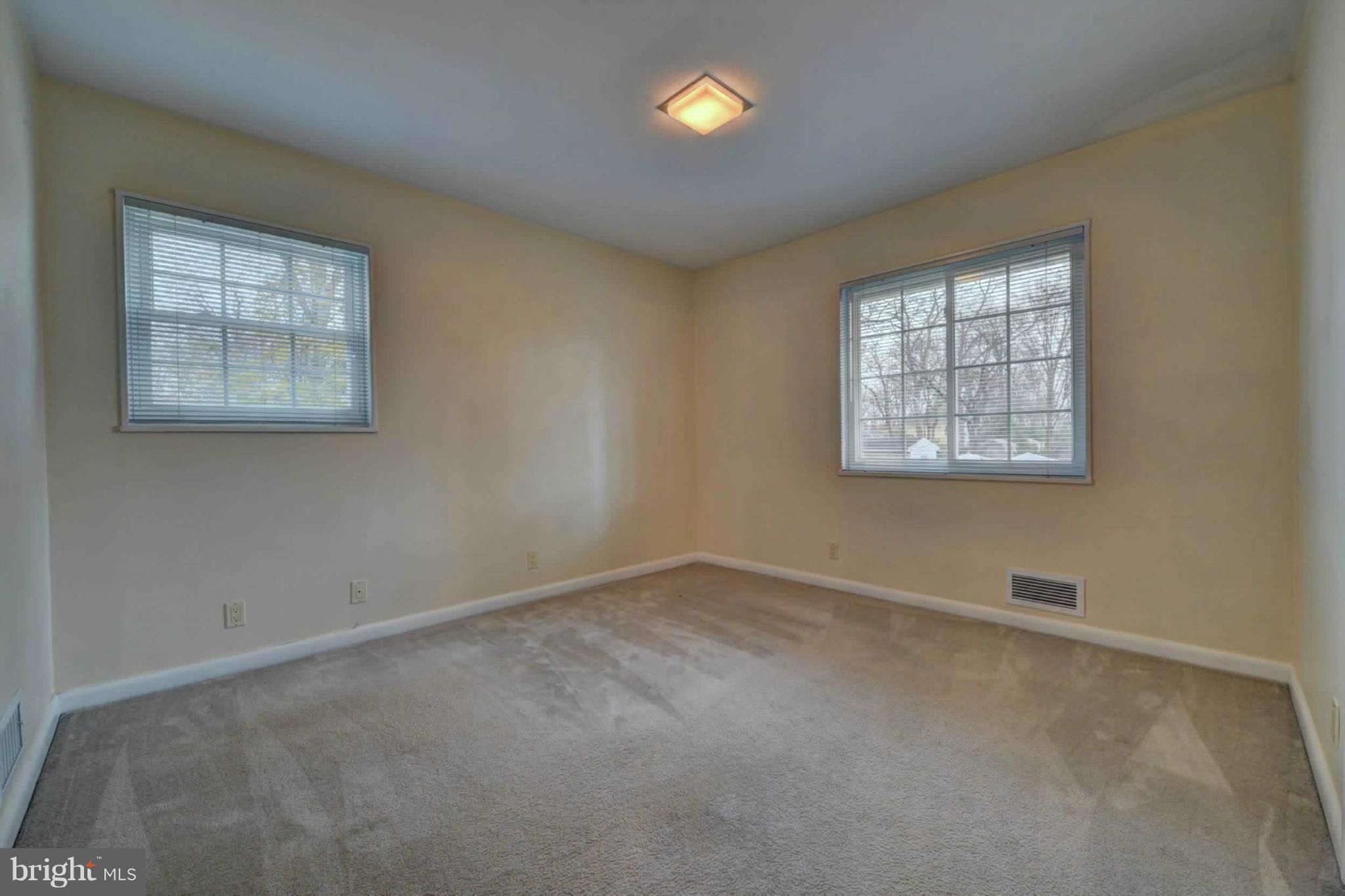 GLENCARLYN - Residential