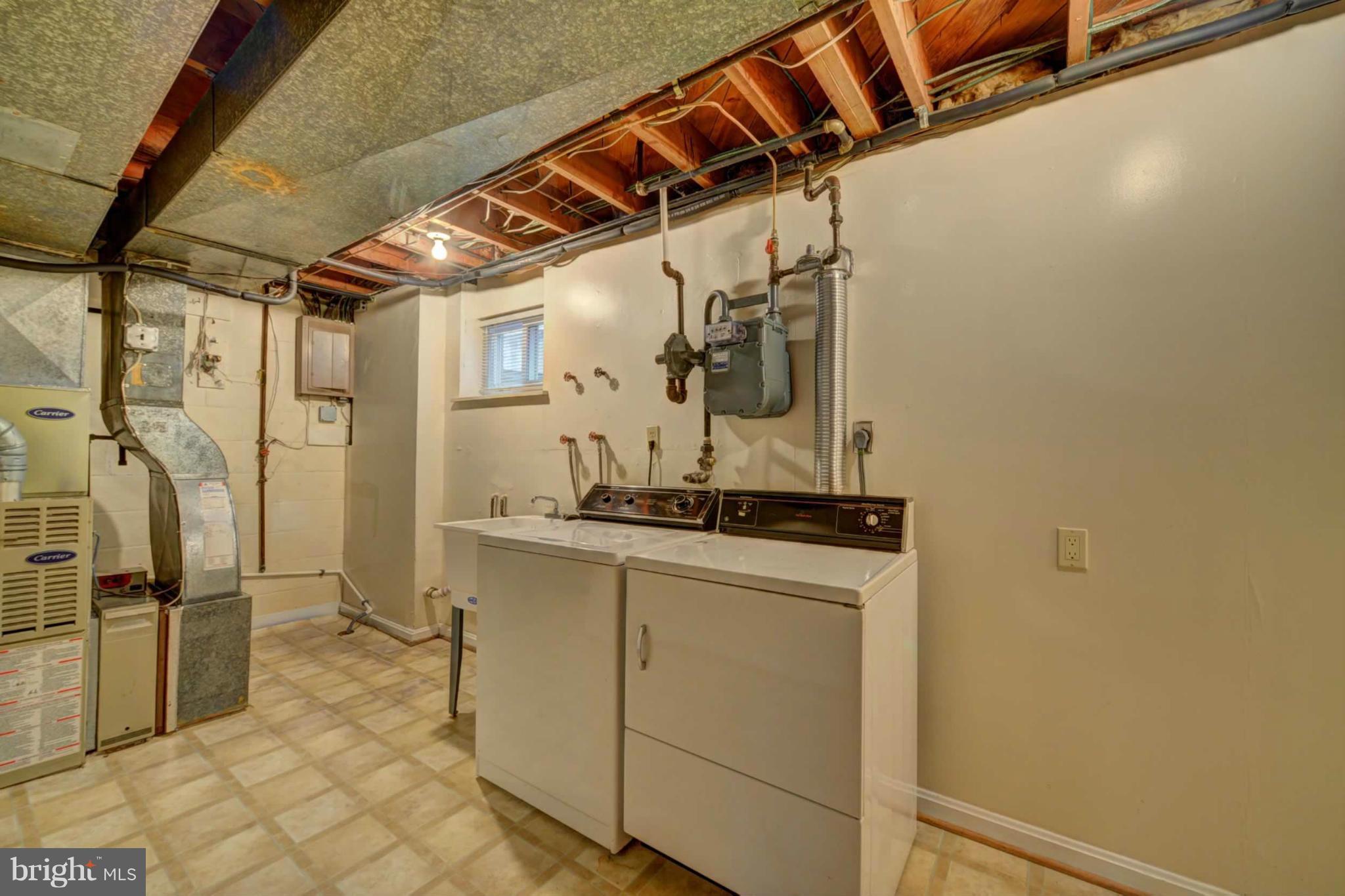 GLENCARLYN - Residential