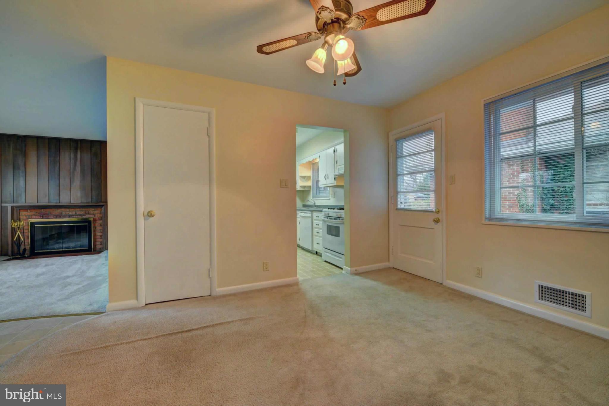 GLENCARLYN - Residential