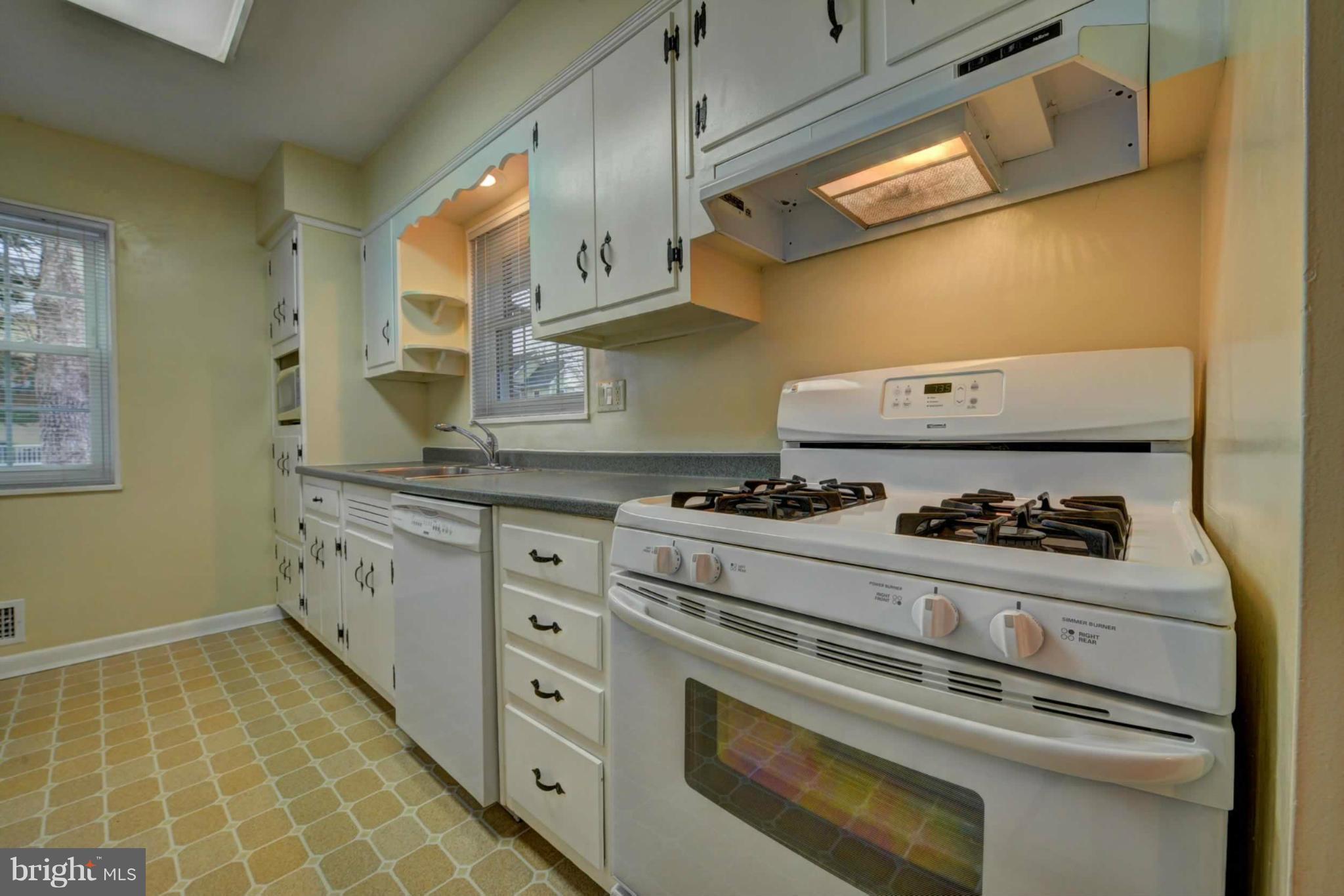 GLENCARLYN - Residential