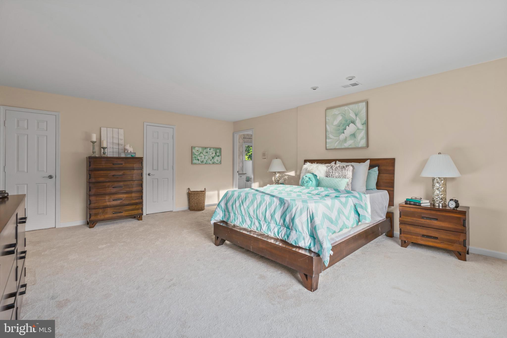 KENTSDALE ESTATES - Residential